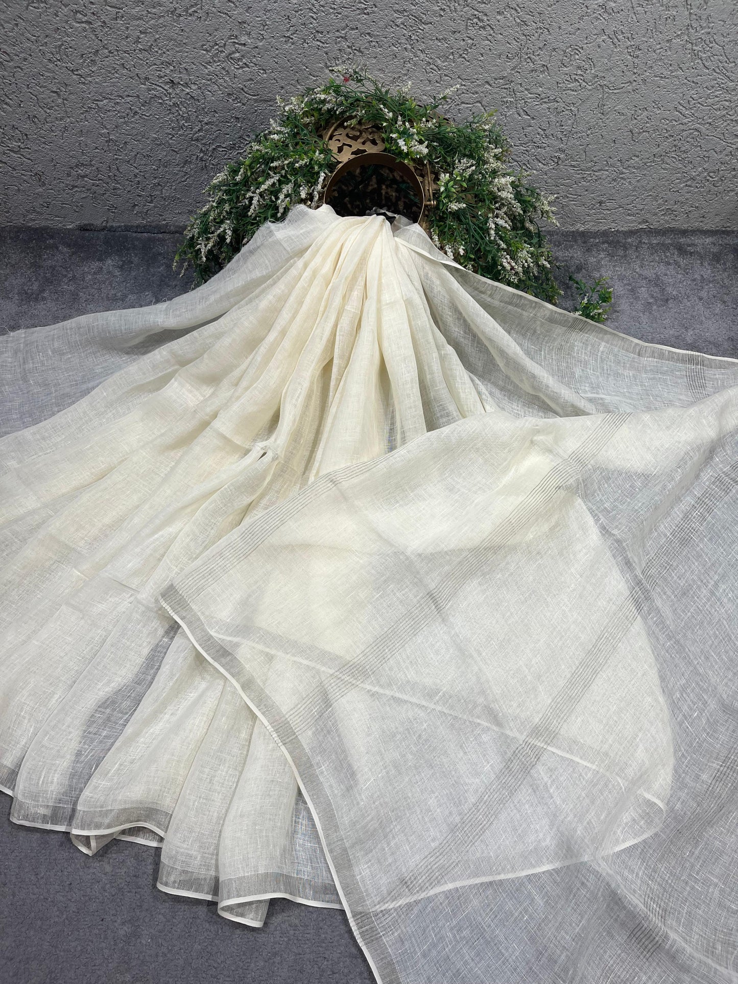 PEARL WHITE PURE HANDLOOM LINEN SAREE