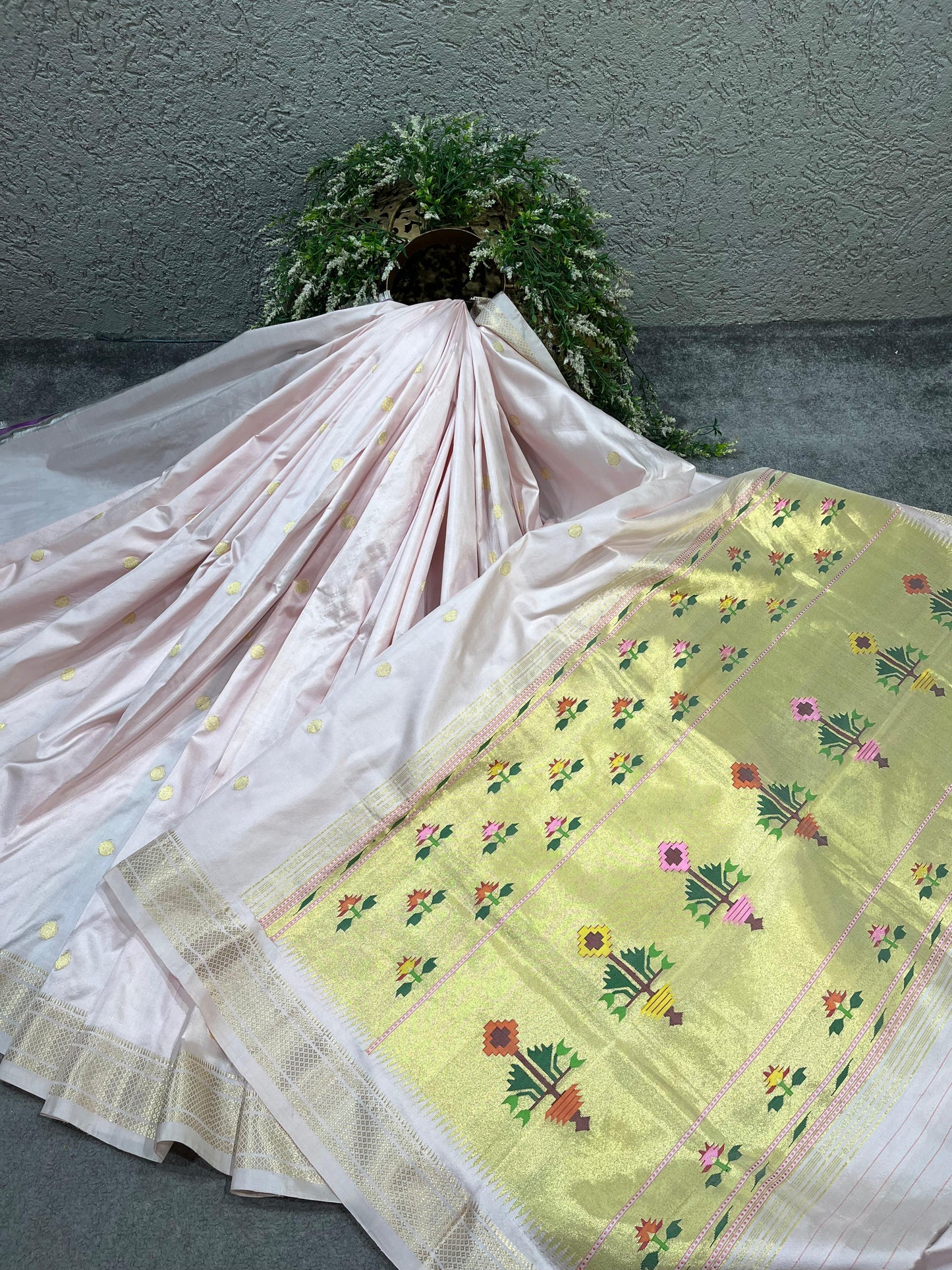 POWDER PINK SILK PURE HANDLOOM PAITHANI SAREE