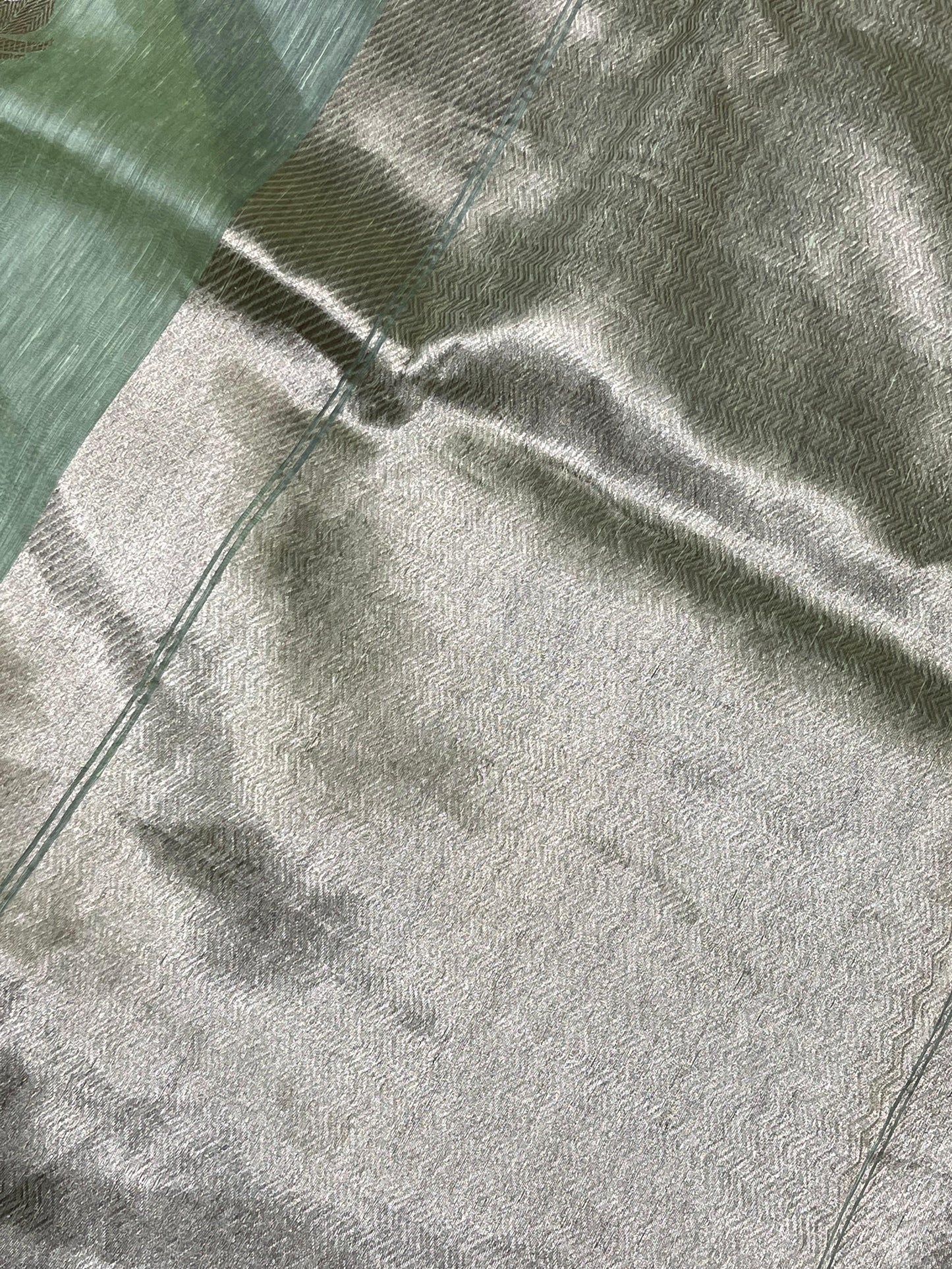PASTEL GREEN LINEN PURE HANDLOOM BANARASI SAREE