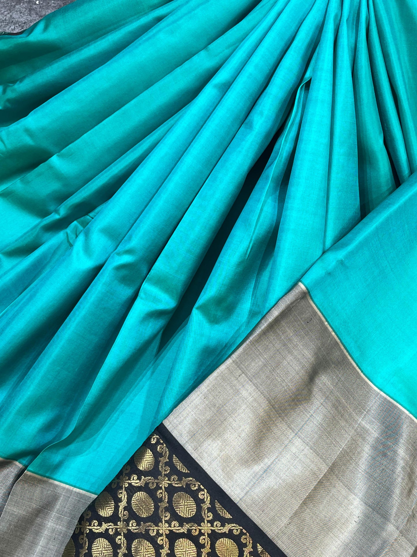 TURQUOISE BLUE PURE HANDLOOM SOFT SILK SAREE