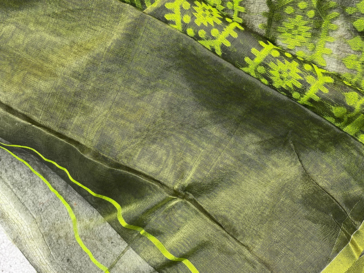 GREEN PURE HANDLOOM BENGAL JAMDANI SAREE