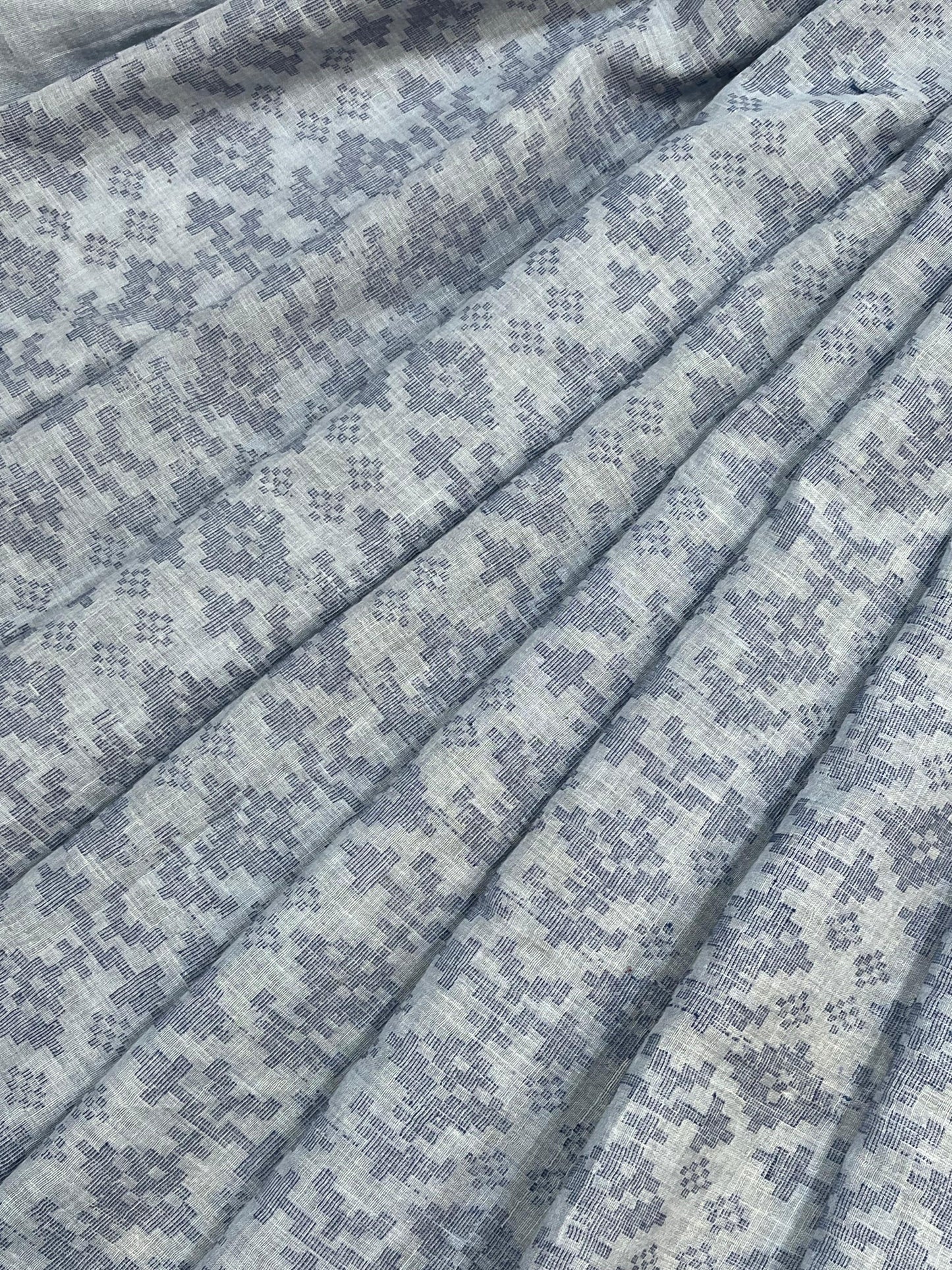 GREY PURE HANDLOOM MUSLIN JAMDANI SAREE