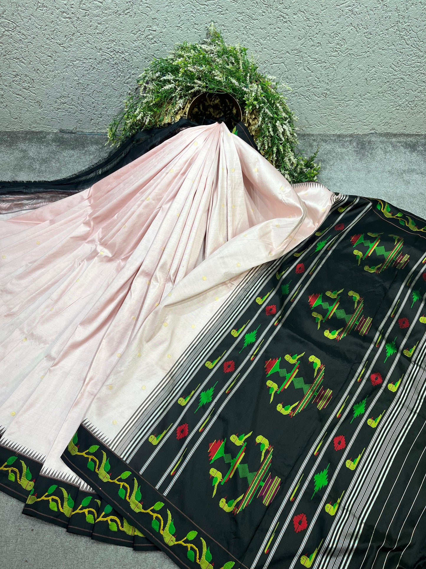 PASTEL PINK SILK PURE HANDLOOM PAITHANI SAREE