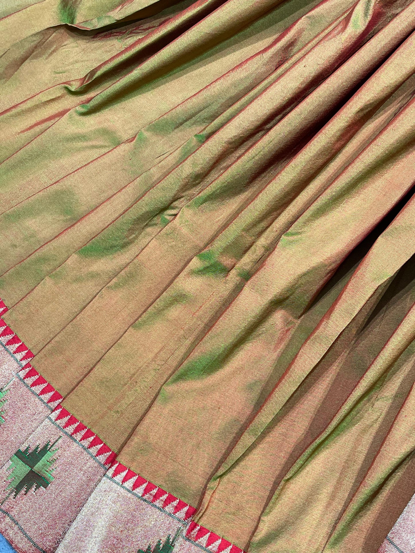 TWO TONE GREEN SILK PURE HANDLOOM PAITHANI SAREE