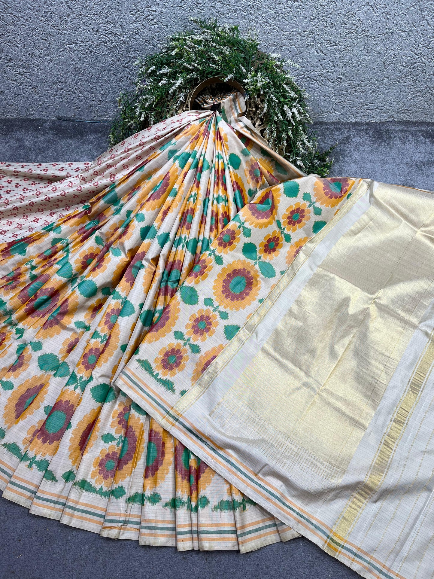 OFF WHITE SILK PURE HANDLOOM IKKAT SAREE