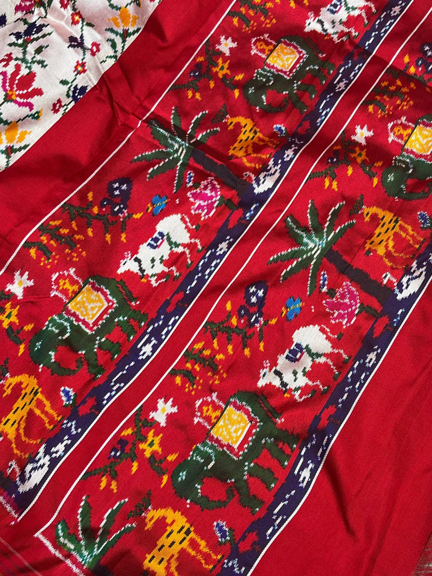 WHITE RED TWILL SILK PURE HANDLOOM IKKAT SAREE