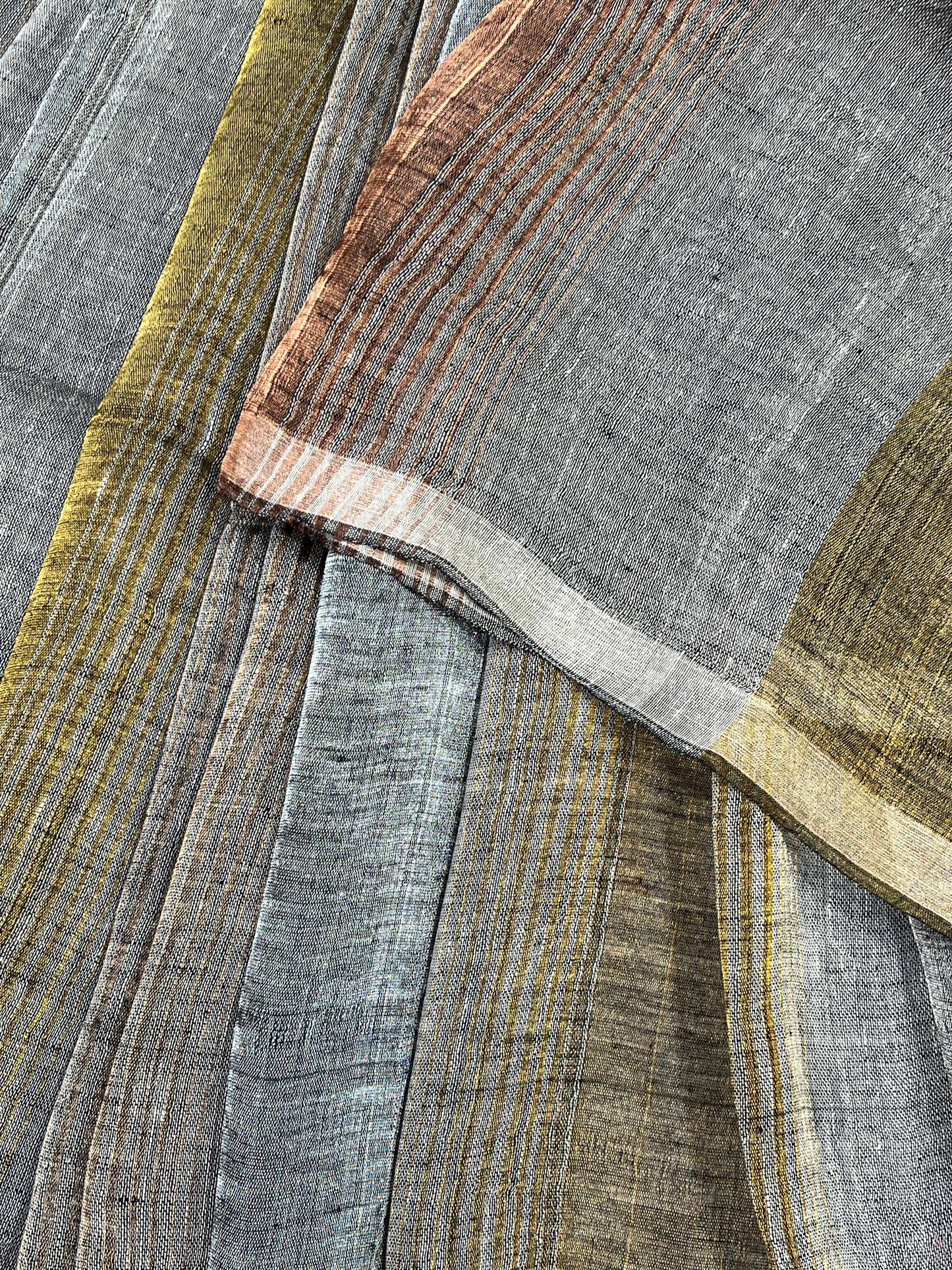GREY PURE HANDLOOM LINEN TISSUE STRIPES SAREE