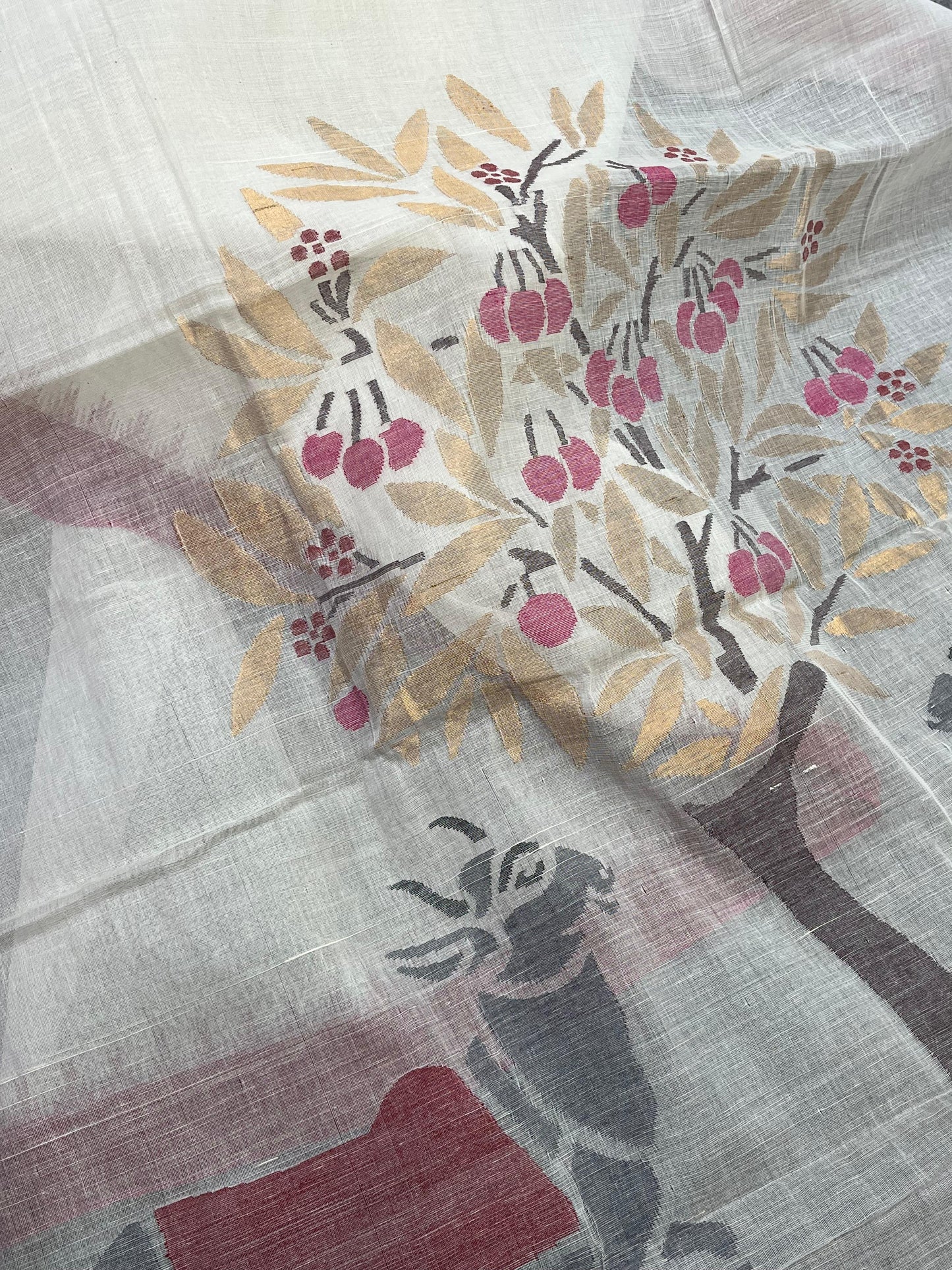 WHITE PURE HANDLOOM PONDRU KHADI SAREE