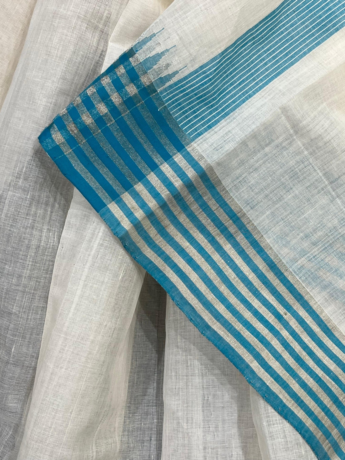 WHITE PURE HANDLOOM PONDRU KHADI SAREE