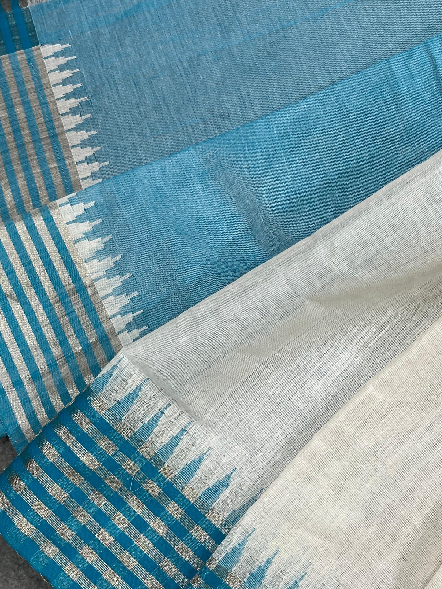 WHITE PURE HANDLOOM PONDRU KHADI SAREE