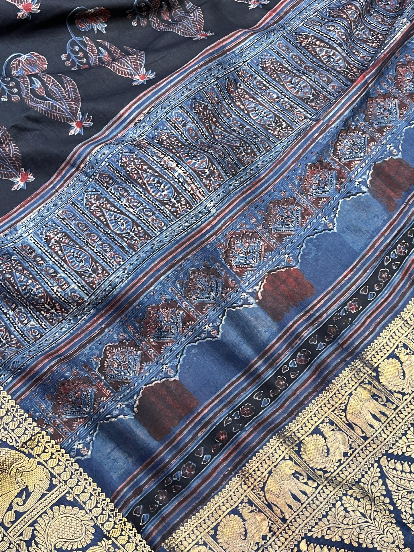 EARTHY MAROON  KANJIVARAM SILK PURE HANDLOOM AJRAKH HANDBLOCK PRINT NATURAL DYE