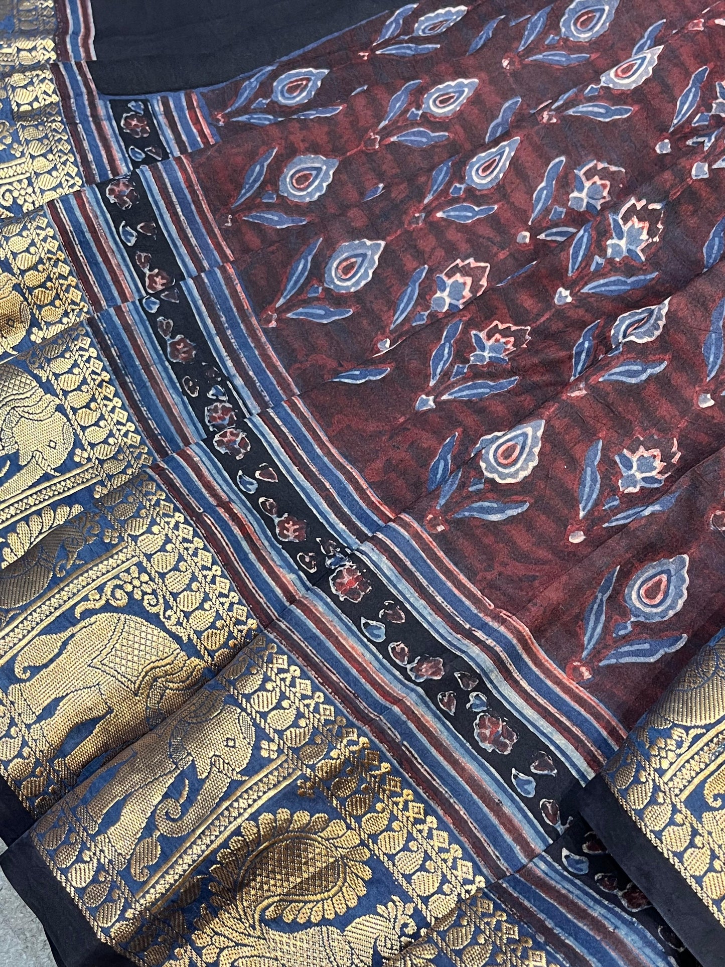 EARTHY MAROON  KANJIVARAM SILK PURE HANDLOOM AJRAKH HANDBLOCK PRINT NATURAL DYE