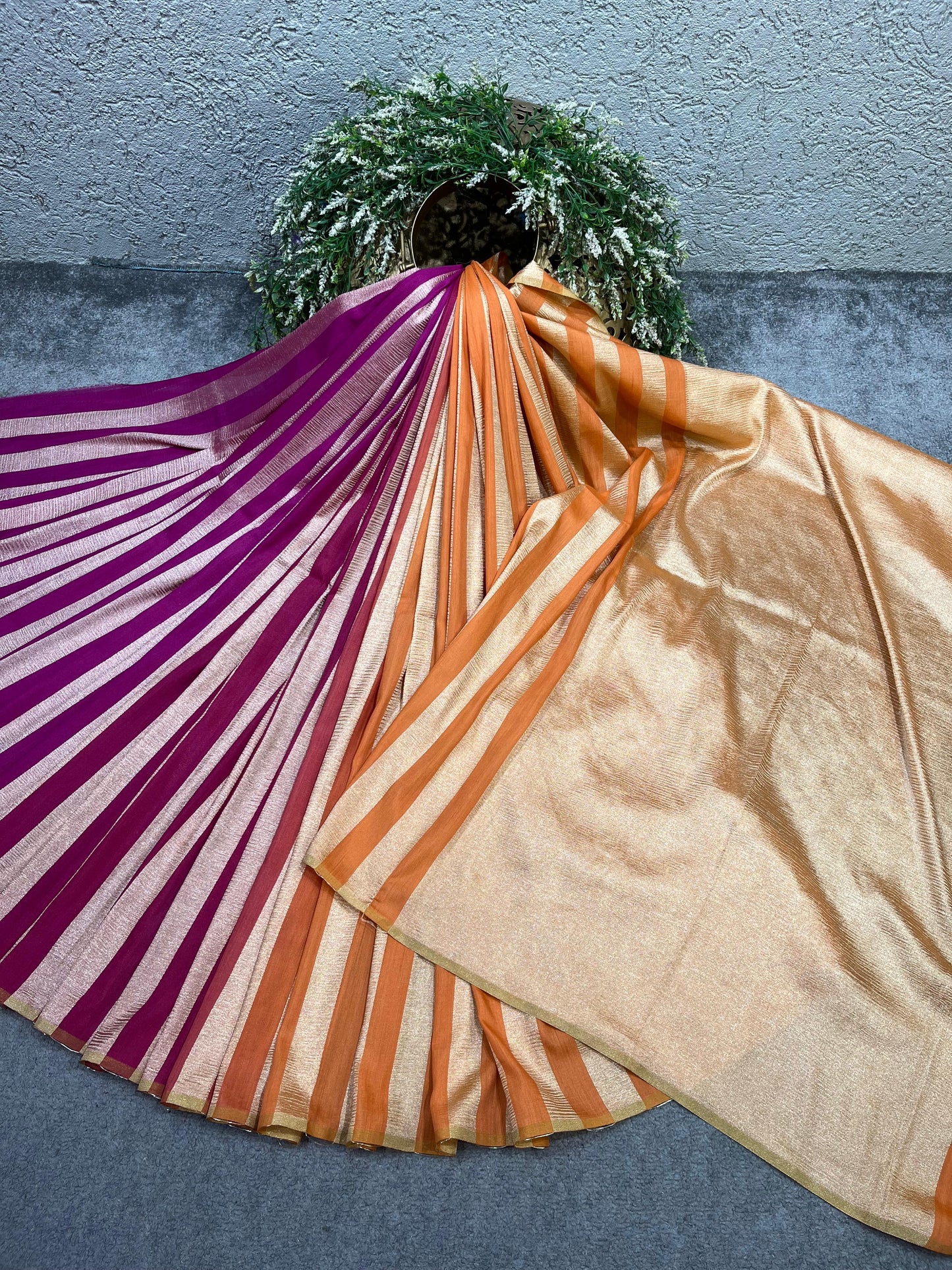 MAGENTA AND ORANGE PURE HANDLOOM MOONGA BANARASI SAREE