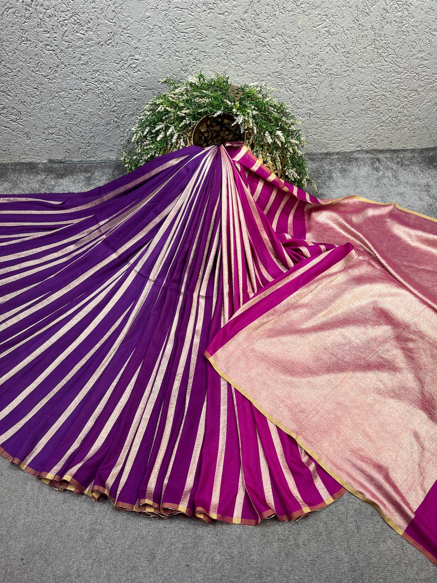 PURPLE AND MAGENTA PURE HANDLOOM MOONGA BANARASI SAREE