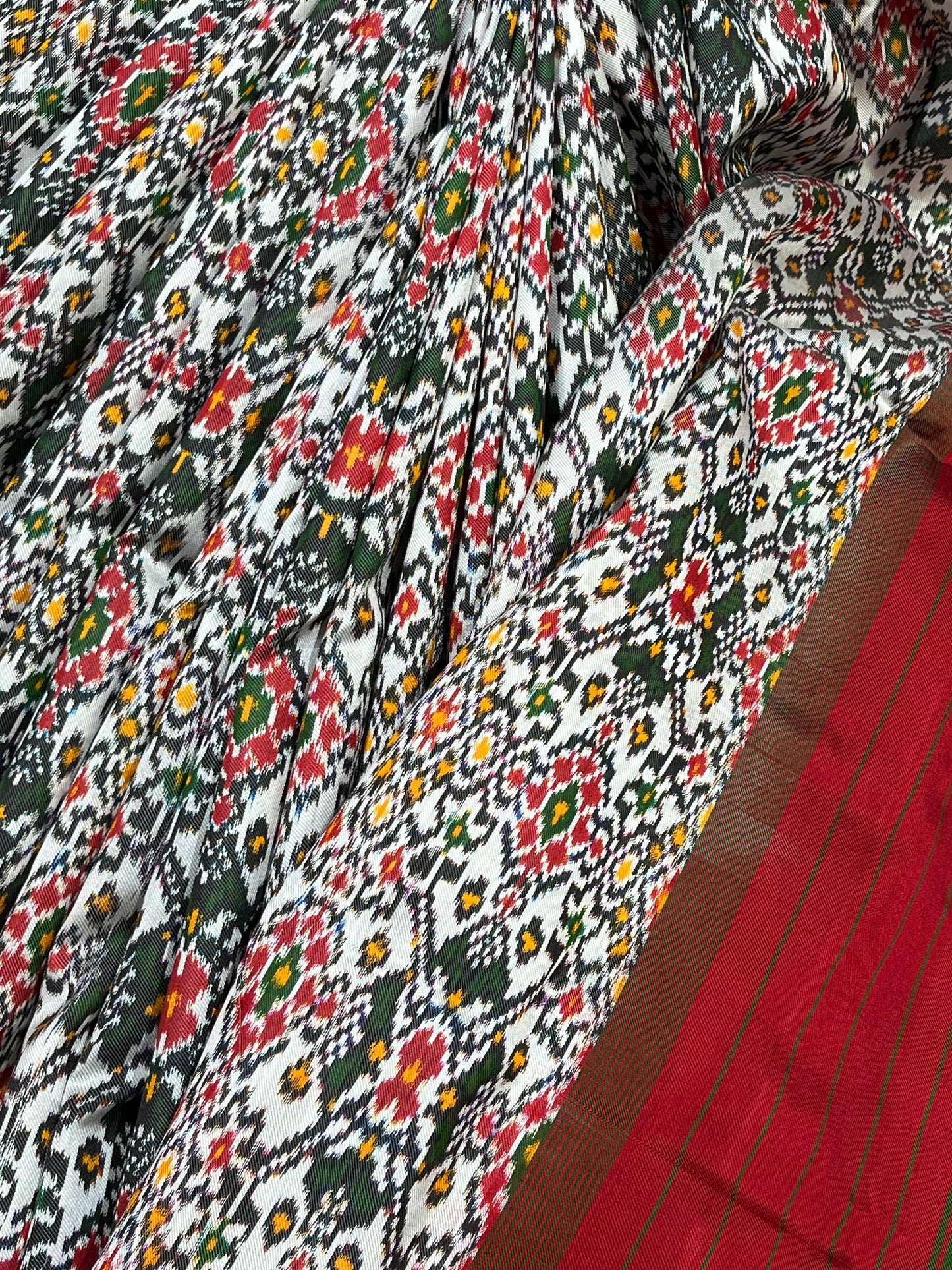 WHITE RED TWILL SILK PURE HANDLOOM IKKAT SAREE