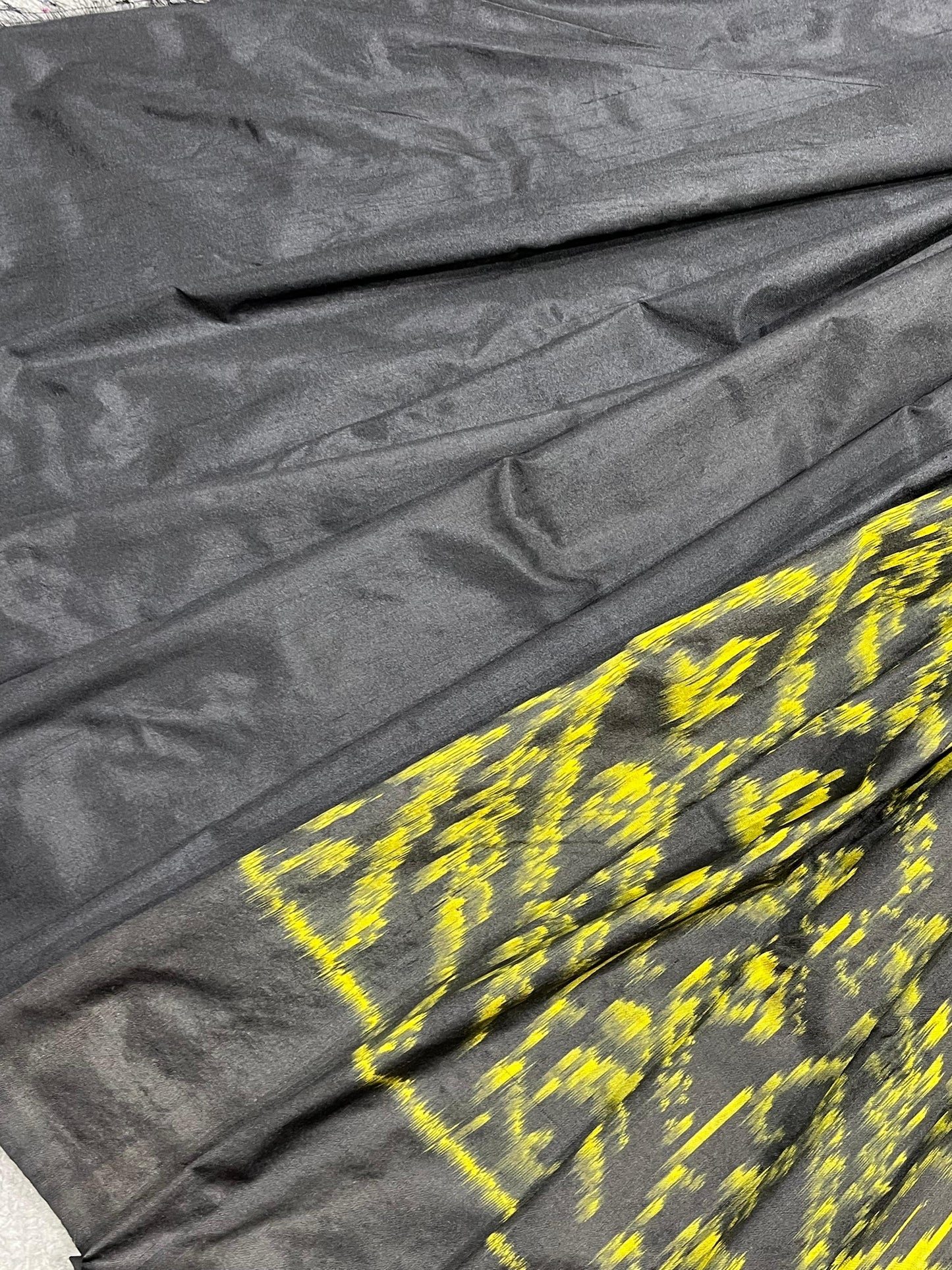 BLACK SILK PURE HANDLOOM IKKAT SAREE