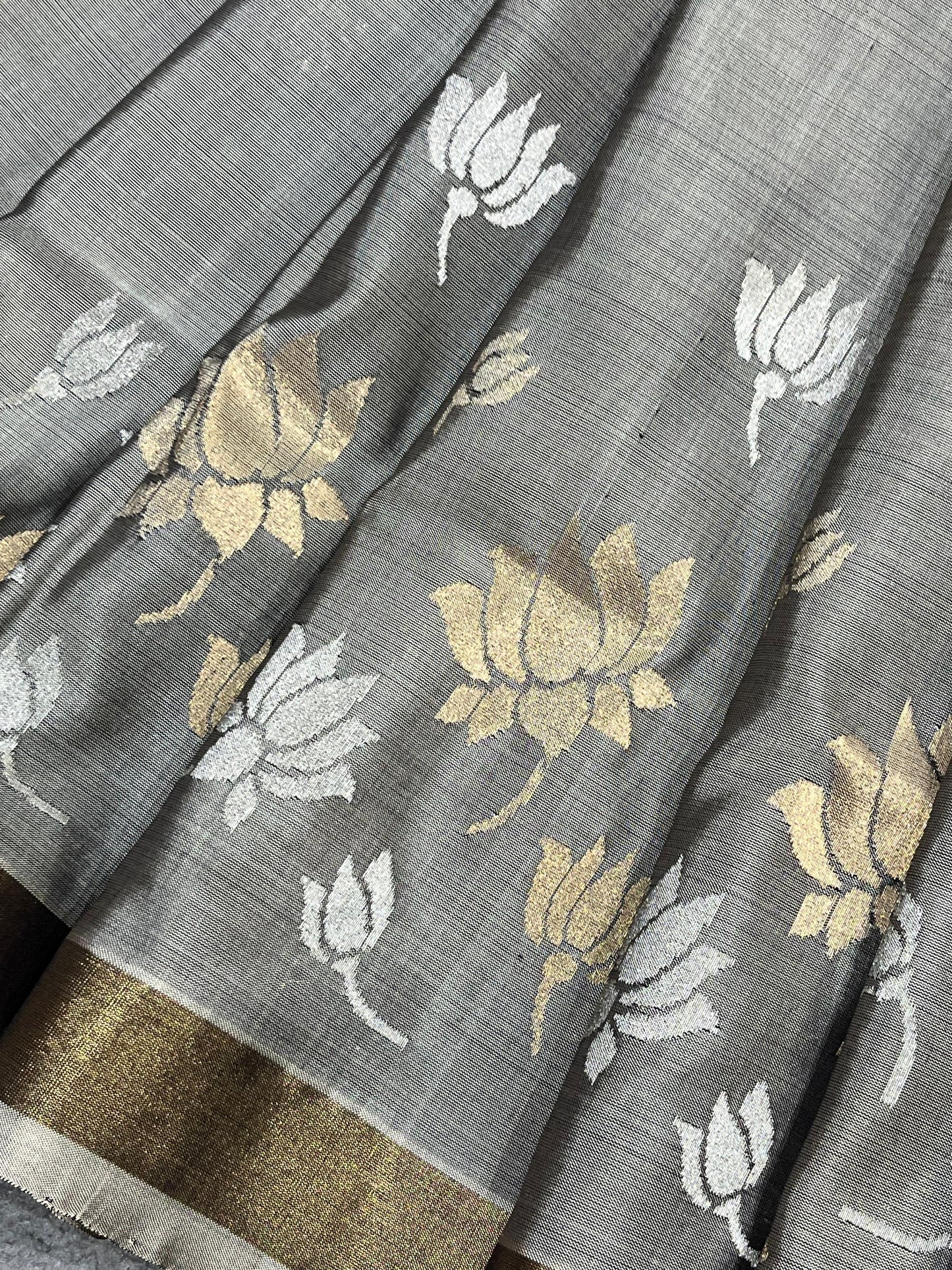 GREY SILK PURE HANDLOOM UPPADA JAMDANI SAREE