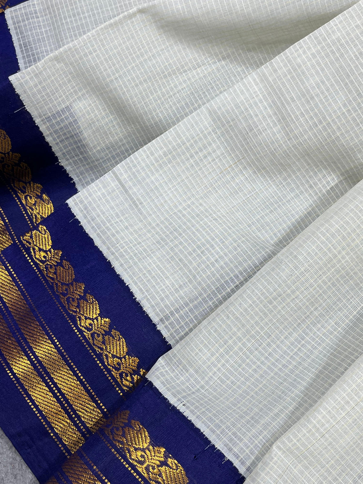 IVORY COTTON PURE HANDLOOM GADWAL SAREE