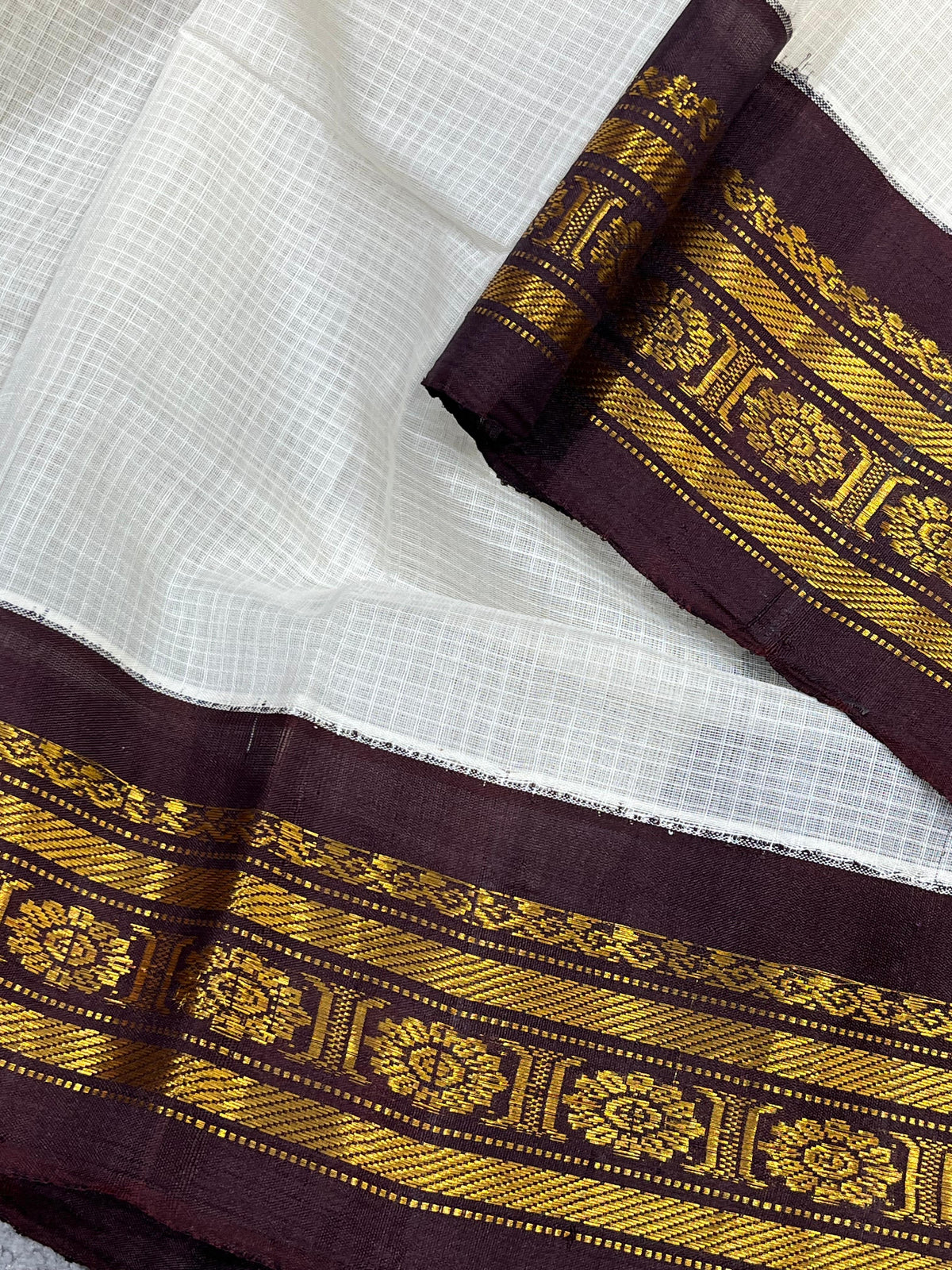 IVORY COTTON PURE HANDLOOM GADWAL SAREE