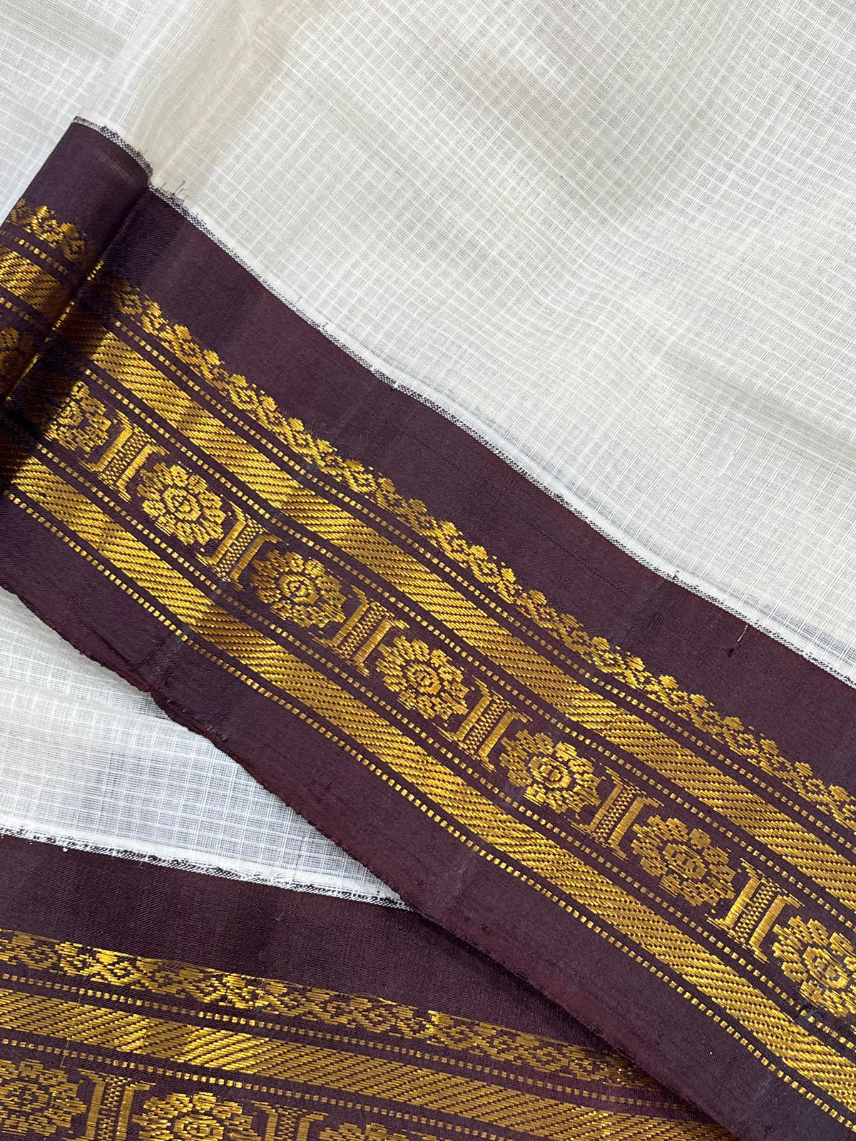 IVORY COTTON PURE HANDLOOM GADWAL SAREE