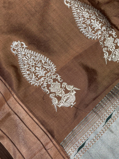 CHOCHLATE BROWN SILK PURE HANDLOOM PAITHANI SAREE