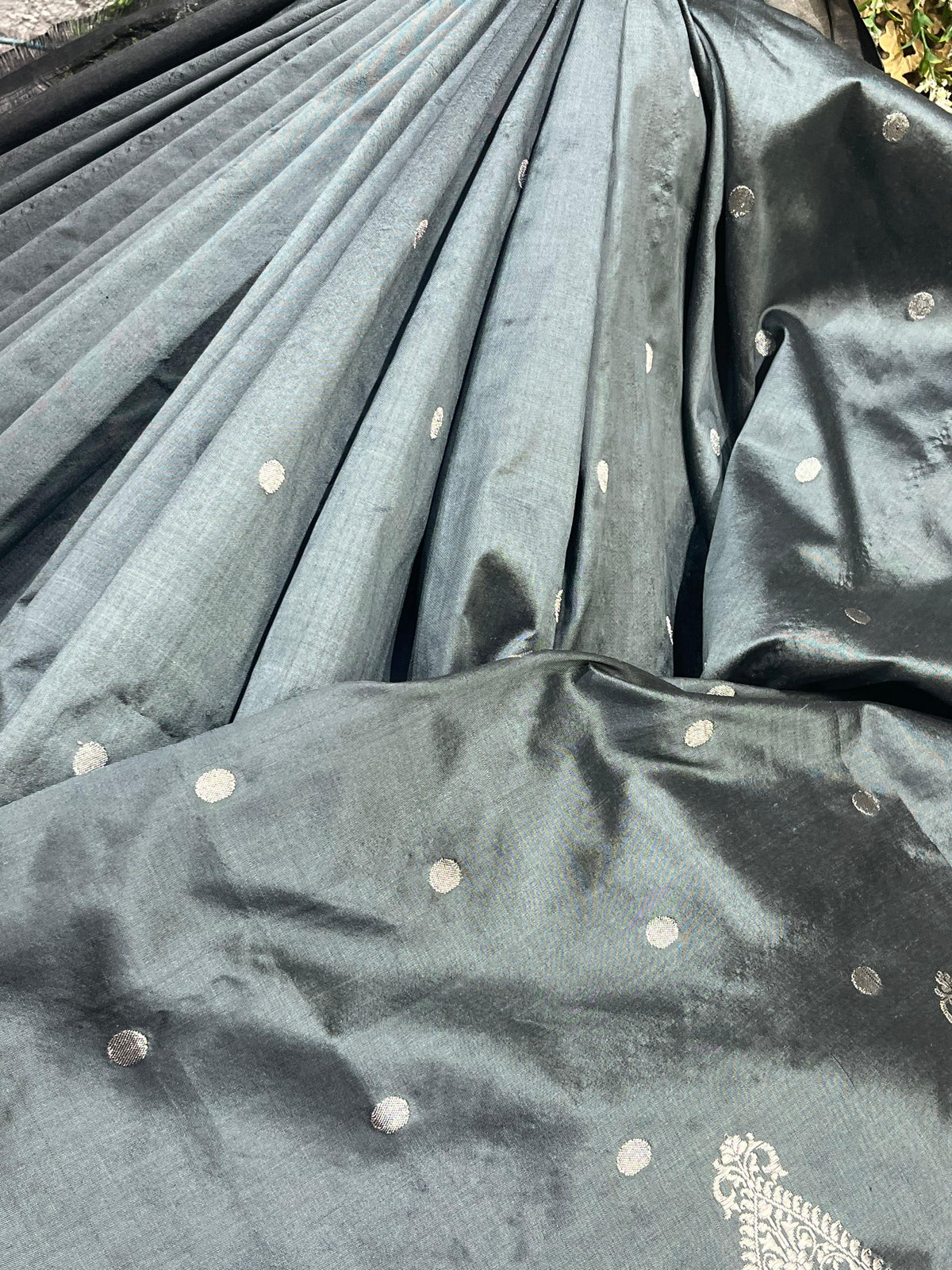 CHARCOAL GREY SILK PURE HANDLOOM PAITHANI SAREE