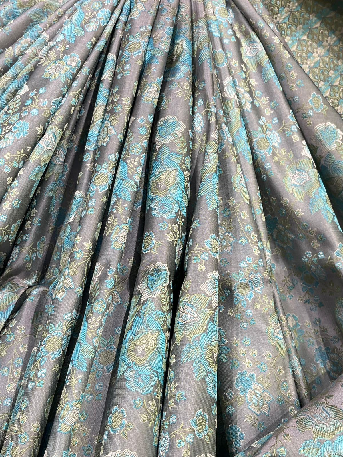 LAVENDER GREY TANCHOI PURE HANDLOOM BANARASI SAREE