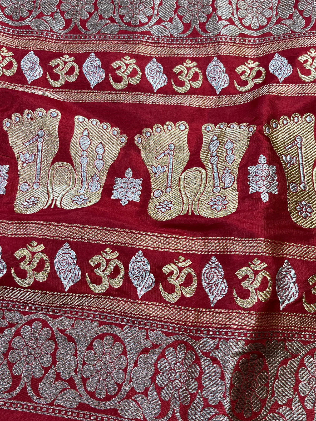 RED SILK PURE HANDLOOM BANARASI DUPATTA