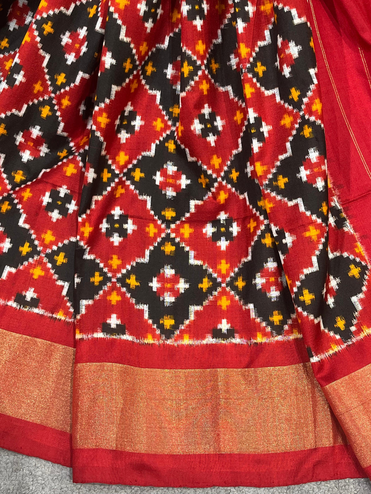 RED BLACK SILK PURE HANDLOOM IKKAT DUPATTA