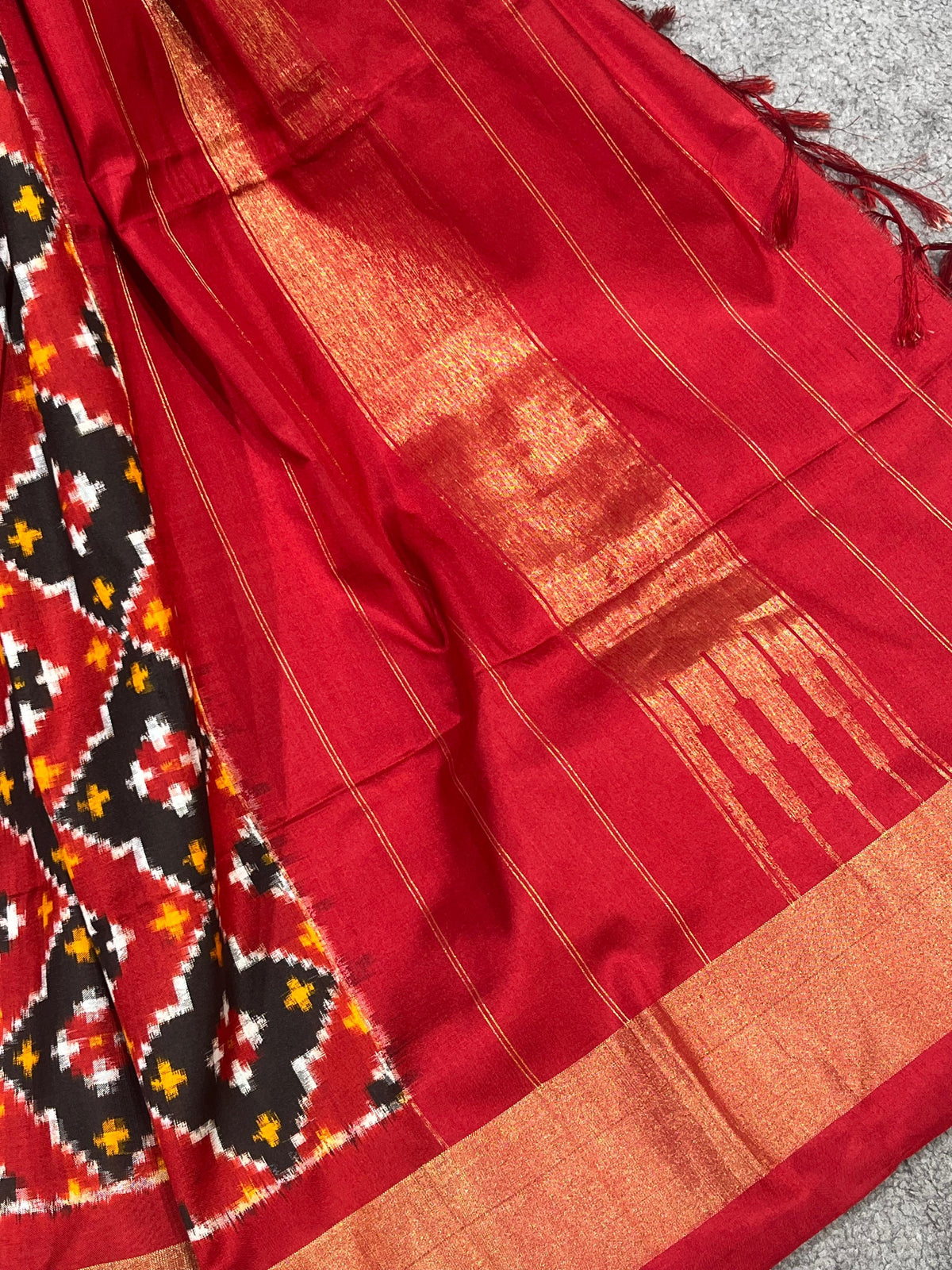 RED BLACK SILK PURE HANDLOOM IKKAT DUPATTA