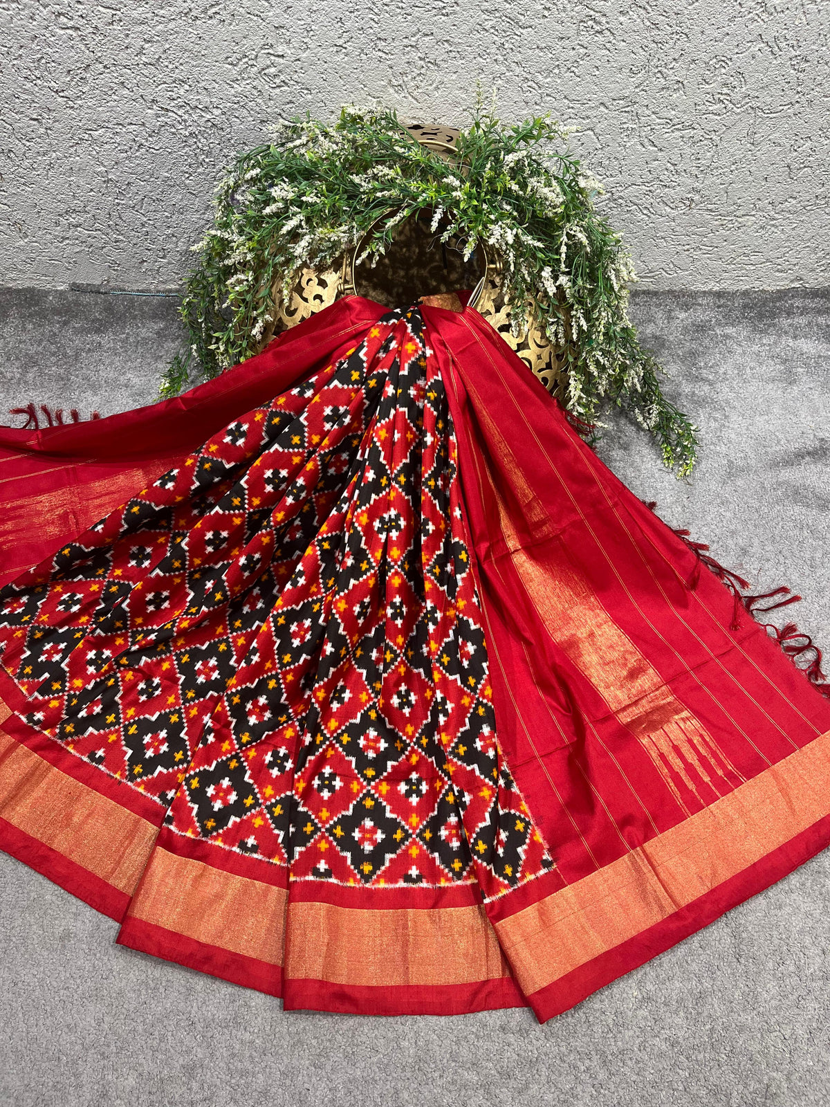 RED BLACK SILK PURE HANDLOOM IKKAT DUPATTA
