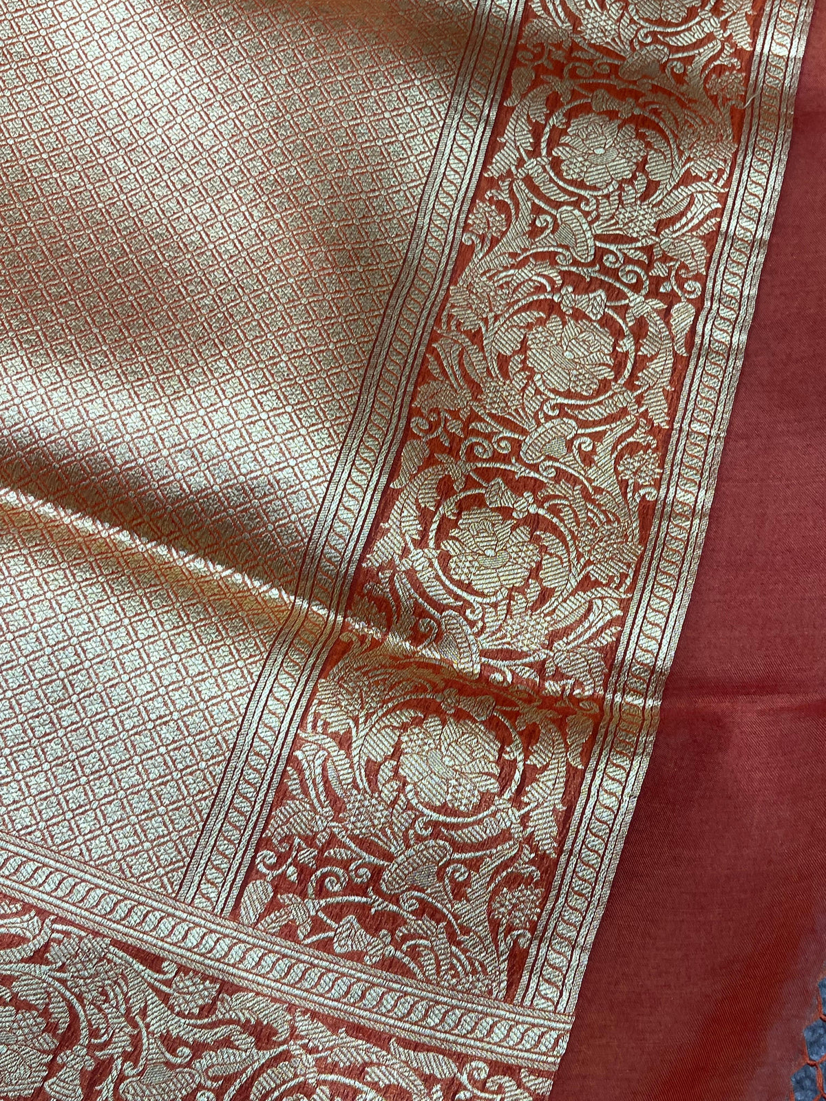 RUST RED KORA PURE HANDLOOM BANARASI SAREE