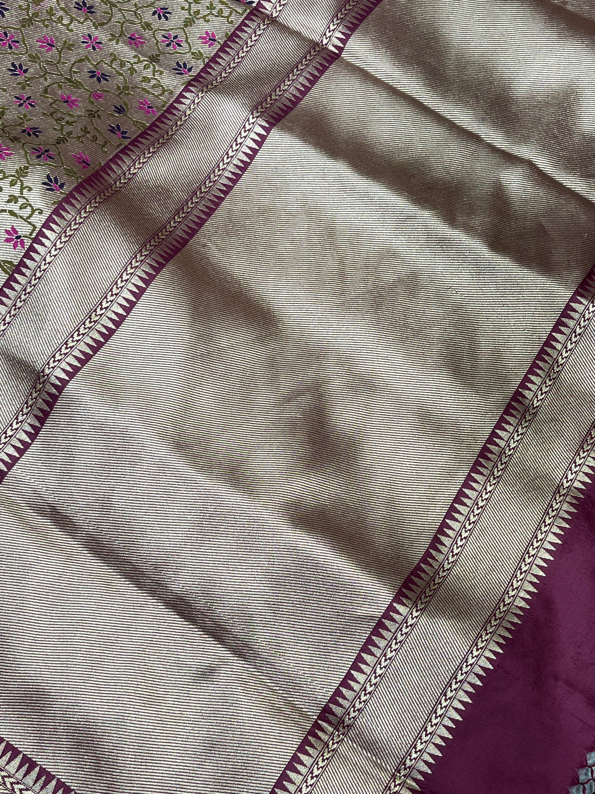 IVORY BEIGE SILK PURE HANDLOOM BANARASI SAREE