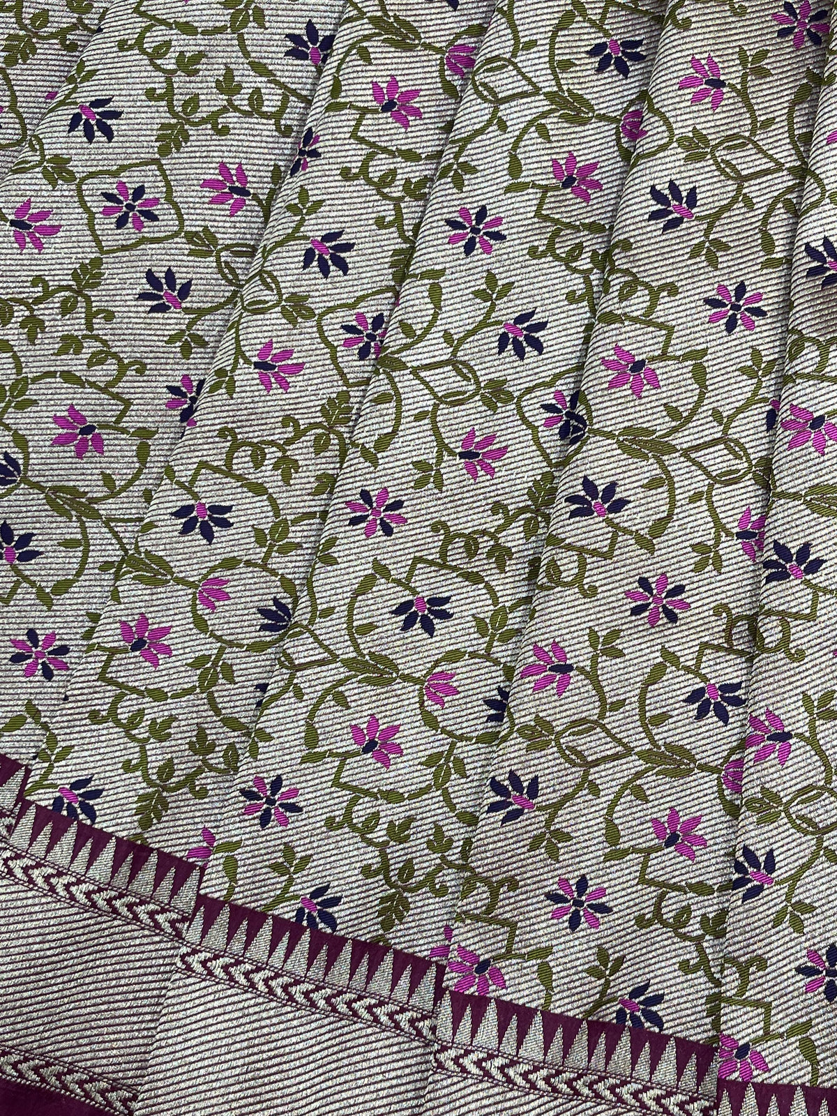 IVORY BEIGE SILK PURE HANDLOOM BANARASI SAREE