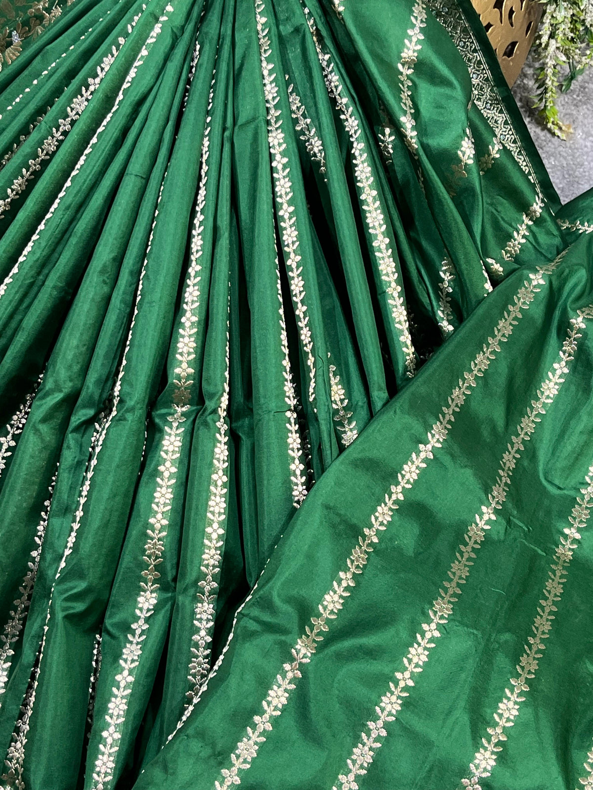 GREEN SILK PURE HANDLOOM BANARASI SAREE