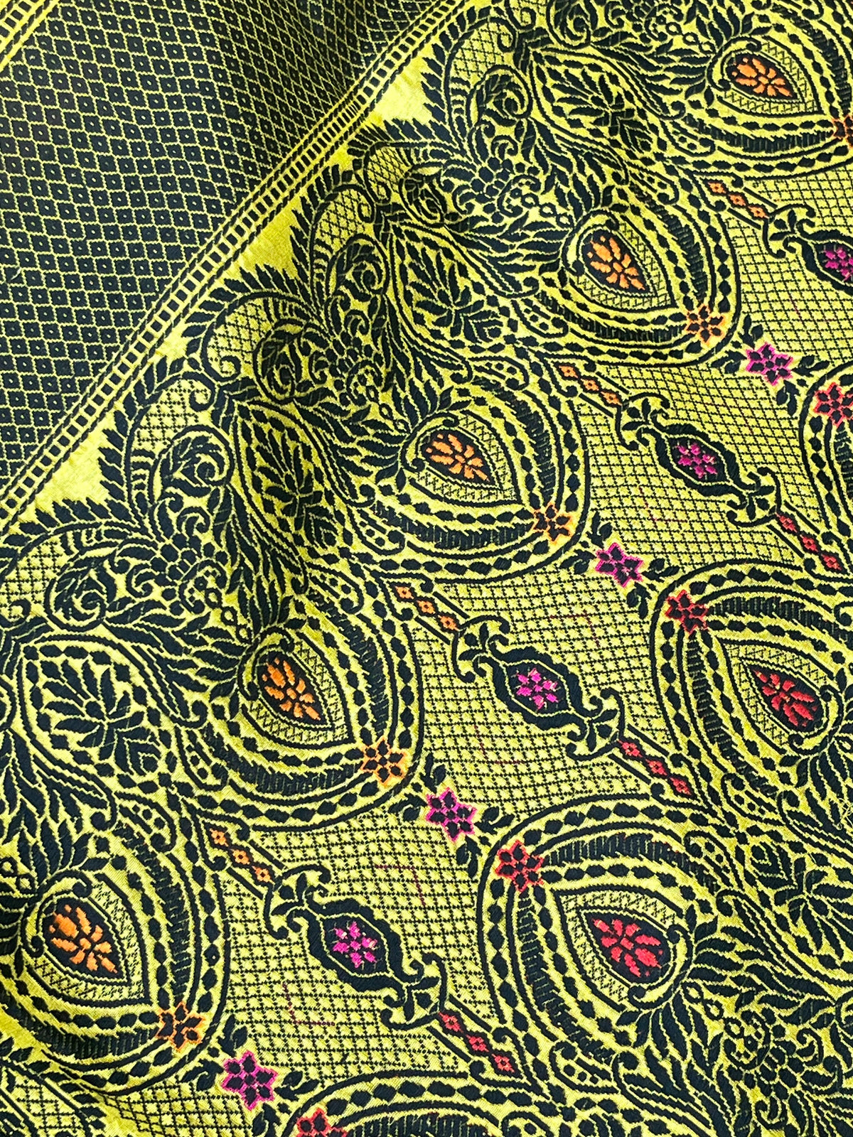 YELLOW SILK PURE HANDLOOM BANARASI SAREE