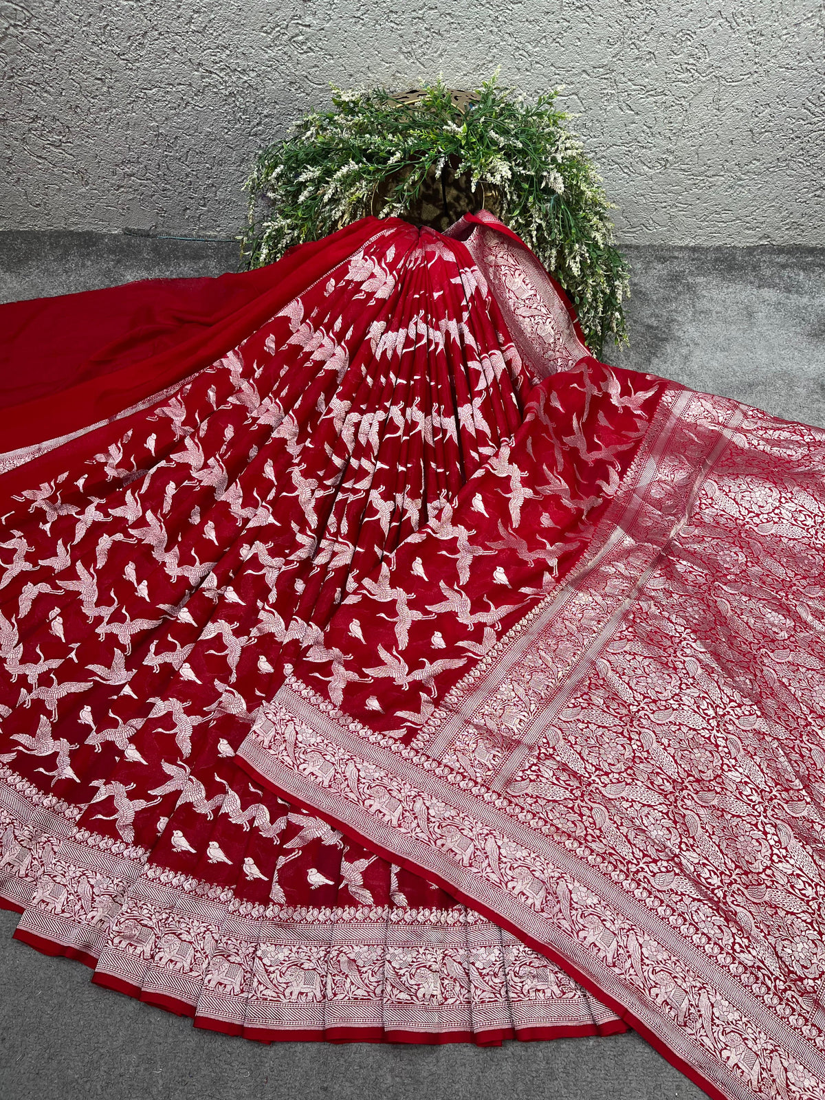 RED CHIFFON PURE HANDLOOM BANARASI SAREE
