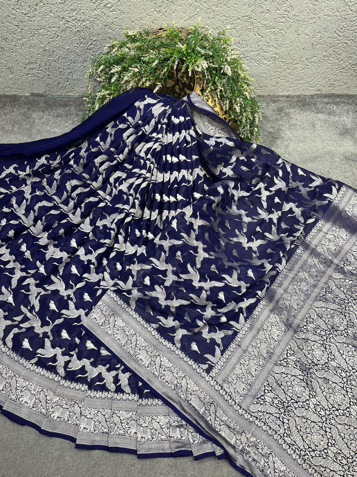 MIDNIGHT BLUE CHIFFON PURE HANDLOOM BANARASI SAREE