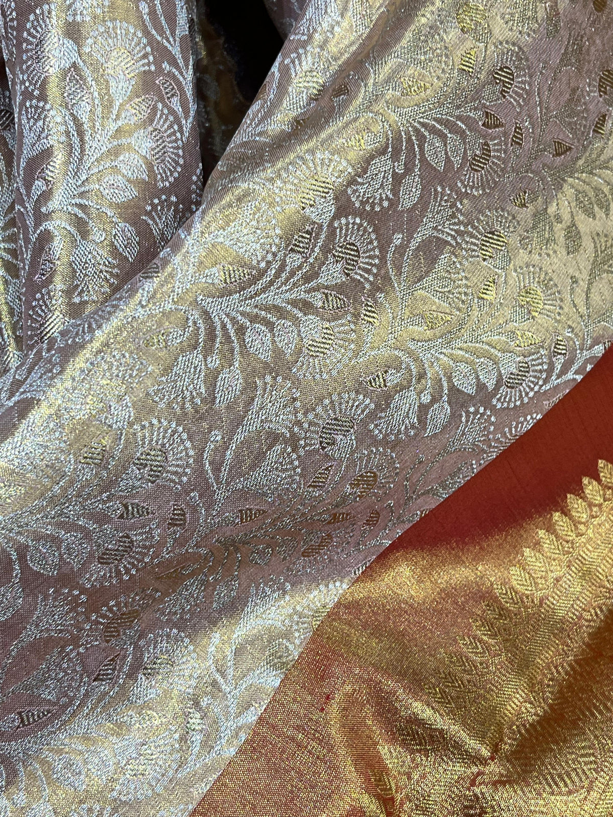 ANTIQUE GOLD TISSUE PURE HANDLOOM KANJIVARAM SAREE