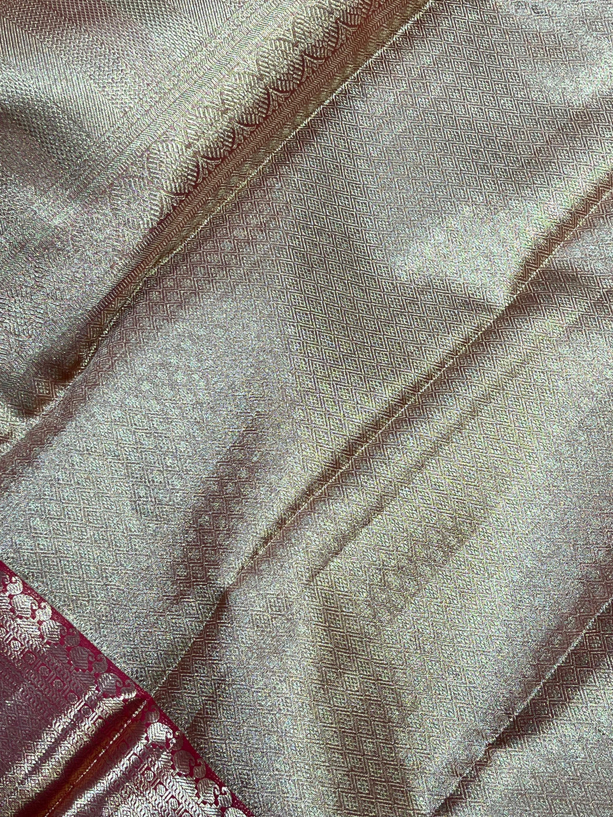 ANTIQUE GOLD TISSUE PURE HANDLOOM KANJIVARAM SAREE