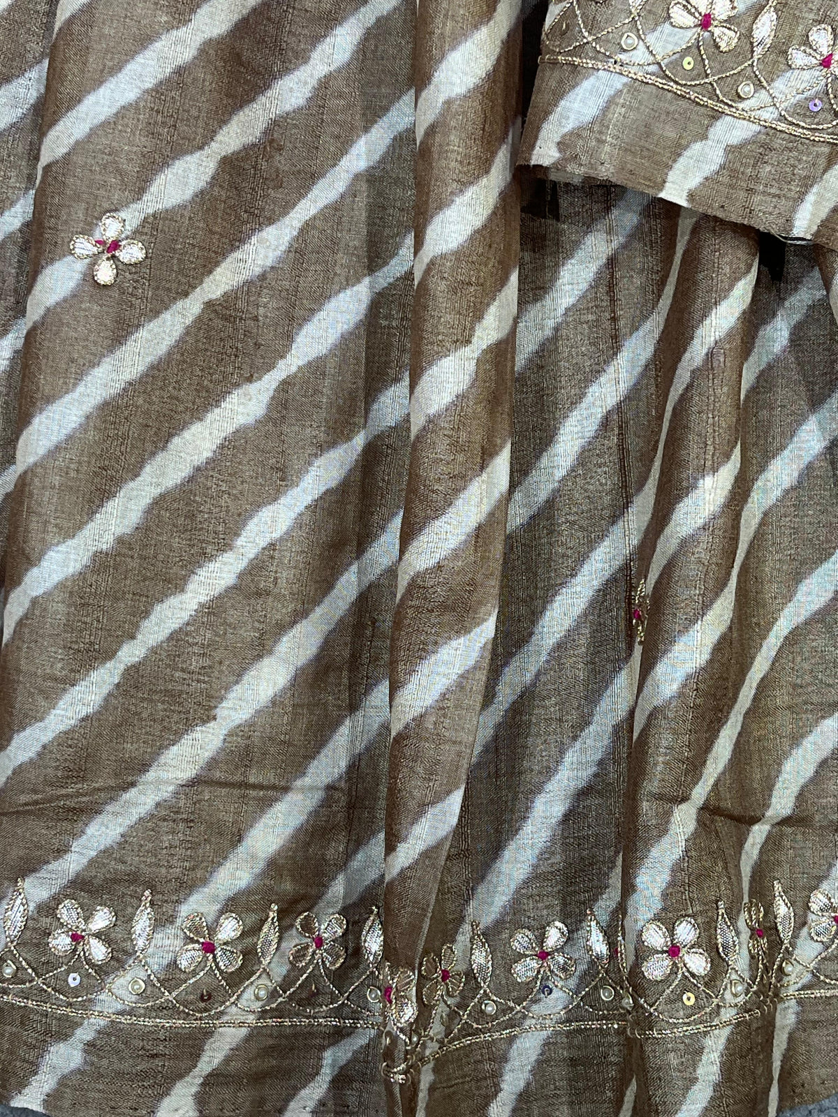BROWN TASSAR PURE HANDLOOM LEHERIYA SAREE