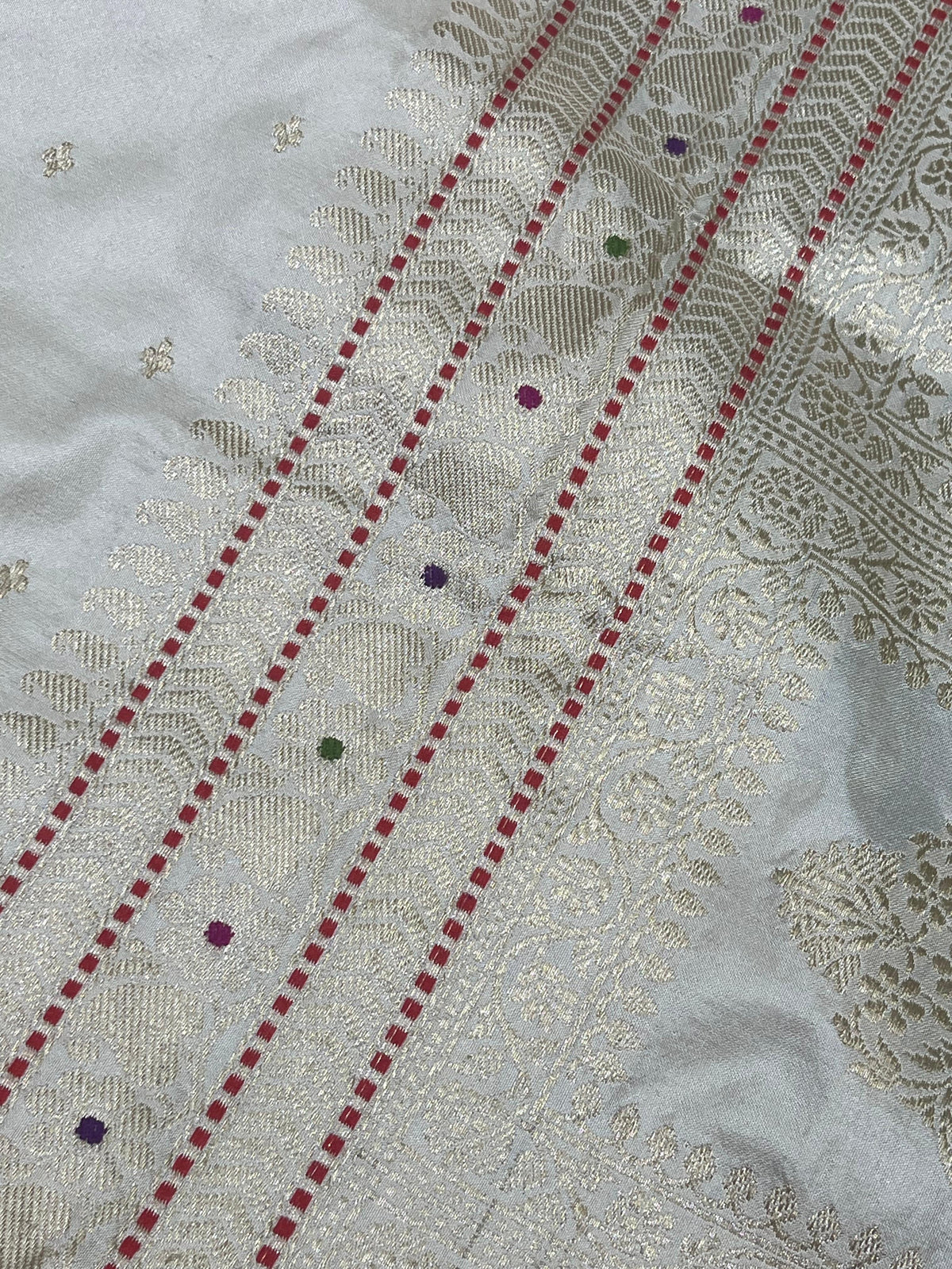 IVORY SILK PURE HANDLOOM BANARASI SAREE