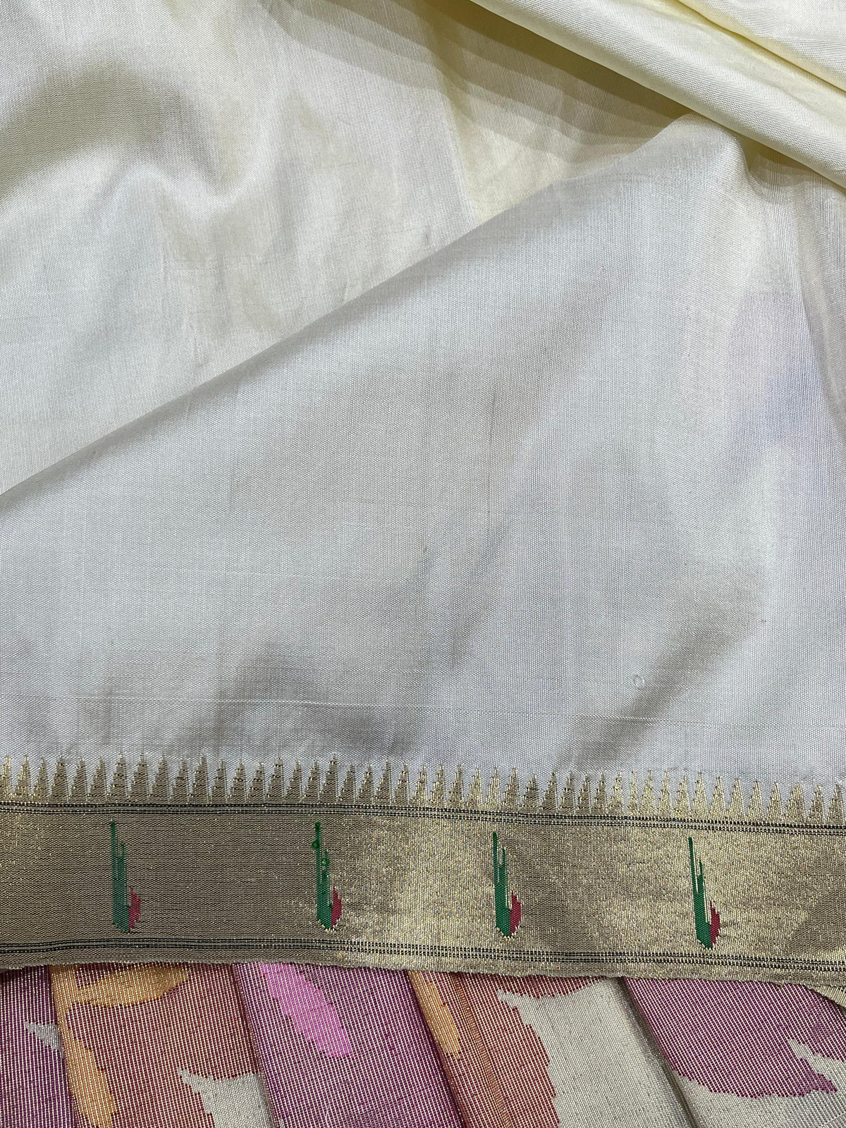 IVORY TISSUE PURE HANDLOOM PAITHANI SAREE