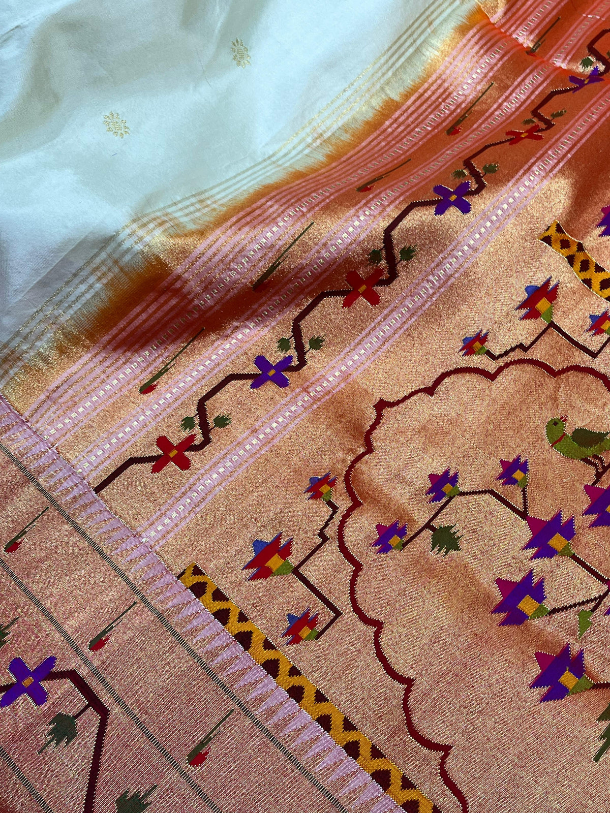 IVORY SILK PURE HANDLOOM PAITHANI SAREE