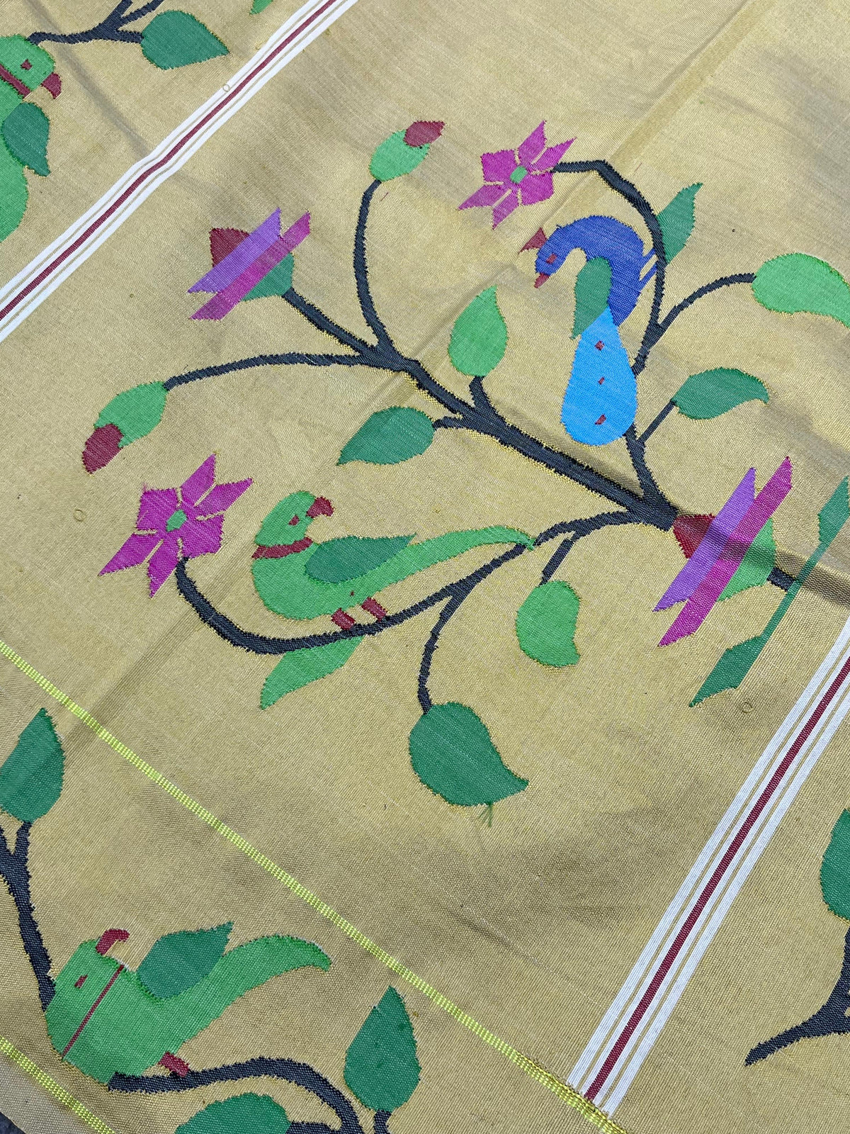 IVORY COTTON PURE HANDLOOM PAITHANI SAREE