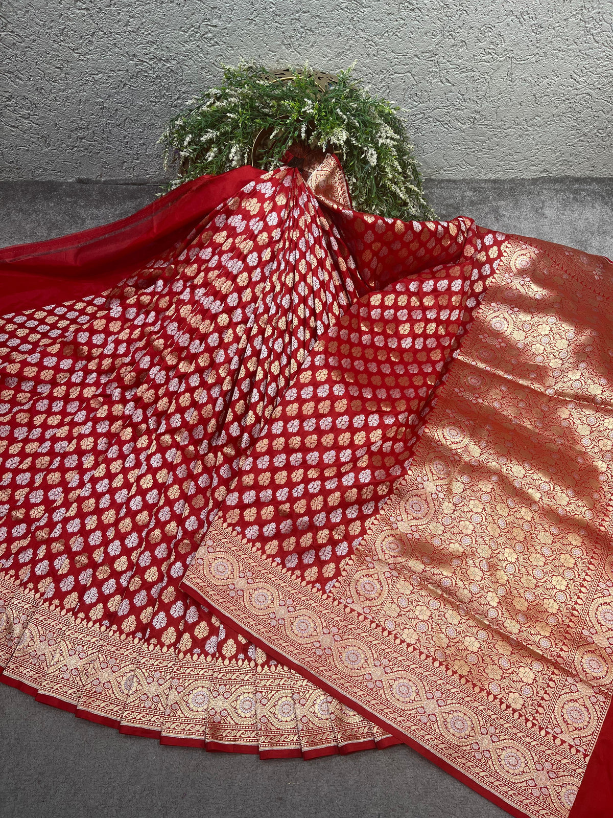 RED SILK PURE HANDLOOM BANARASI SAREE