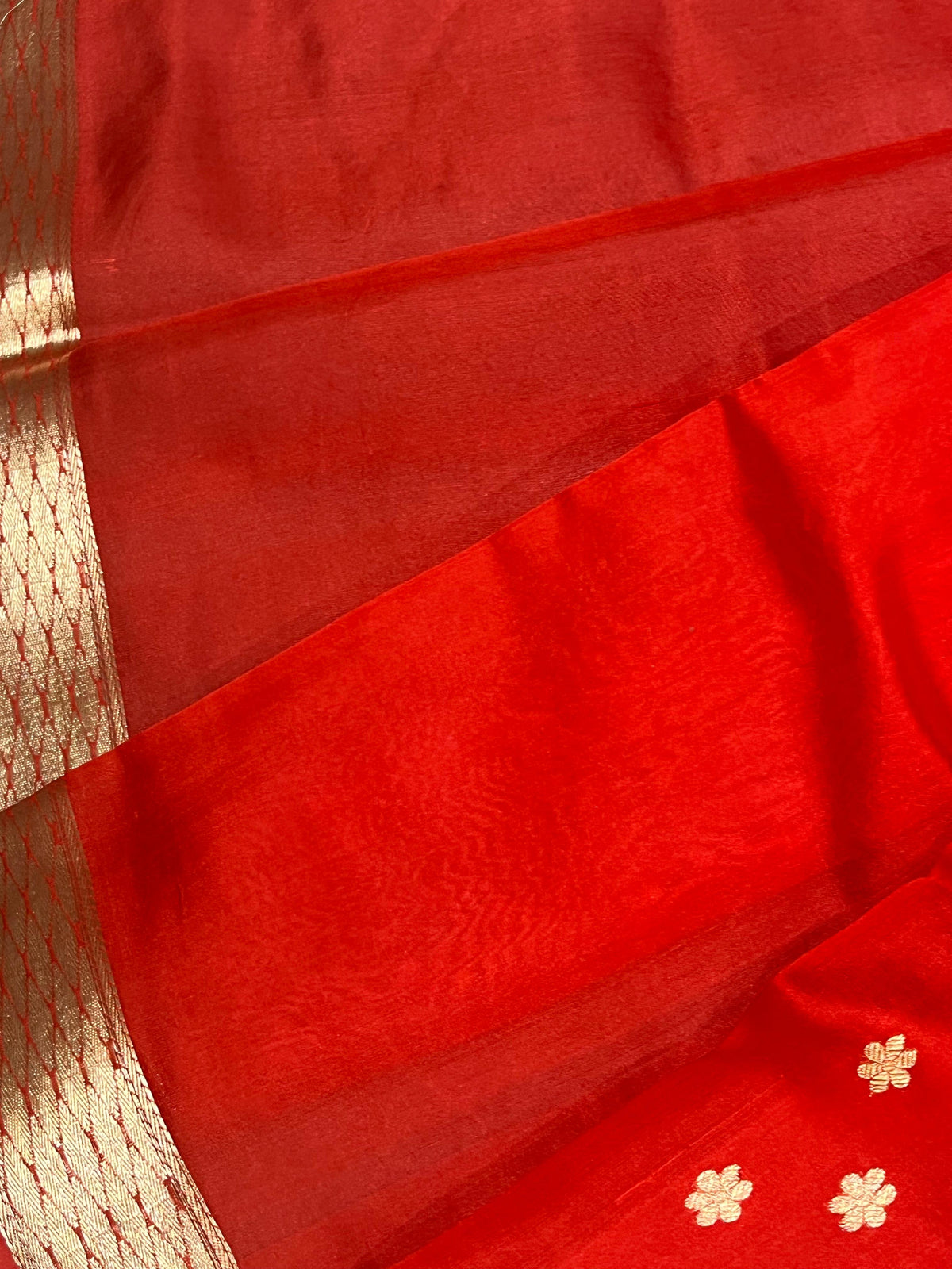 RED MUSHROO SILK PURE HANDLOOM CHANDERI SAREE
