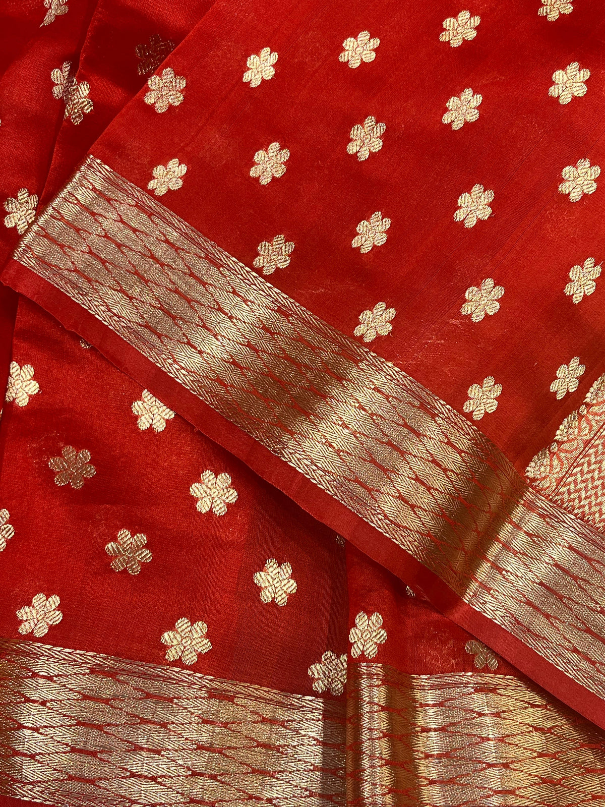 RED MUSHROO SILK PURE HANDLOOM CHANDERI SAREE