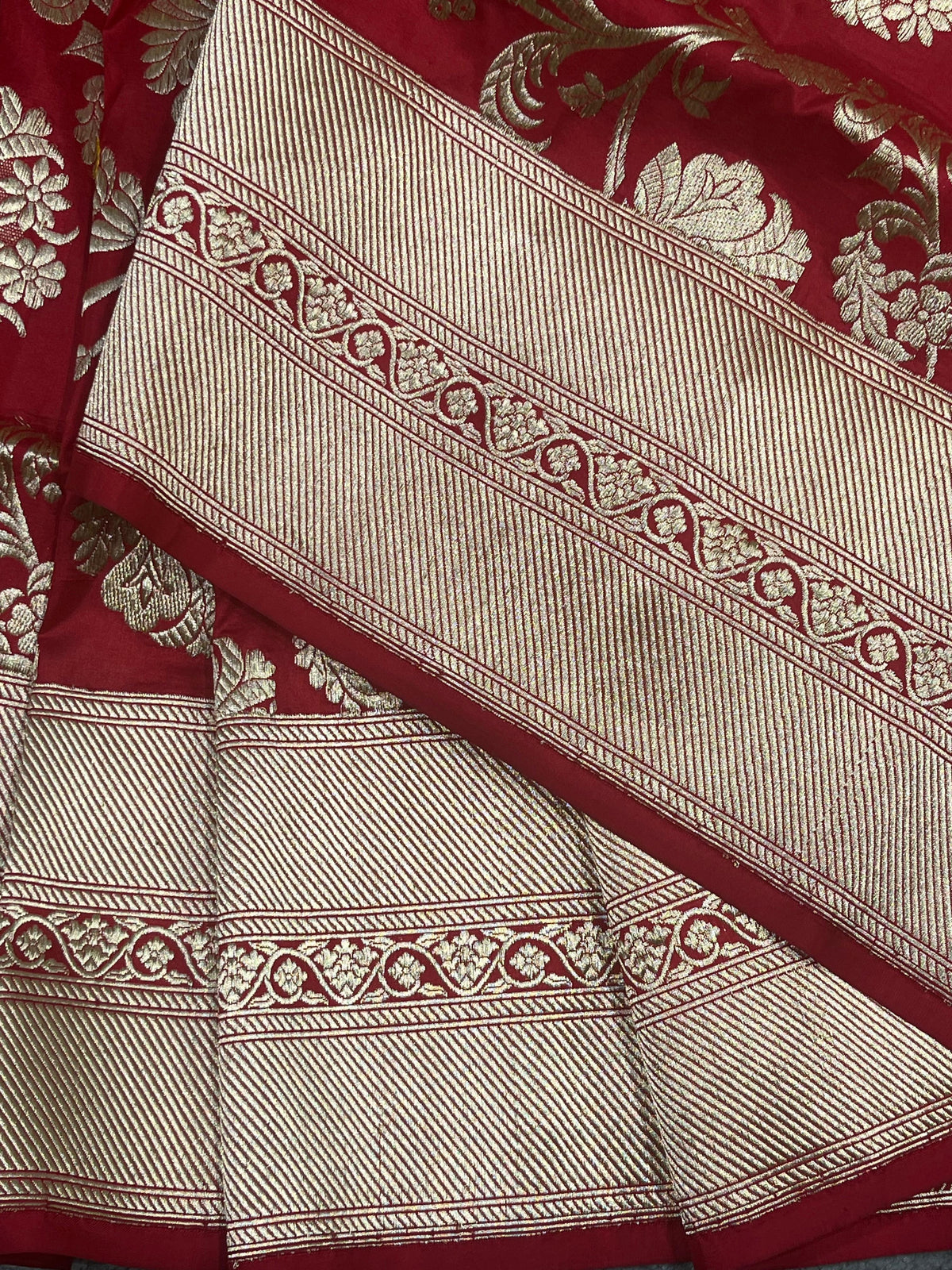 RED SILK PURE HANDLOOM BANARASI SAREE