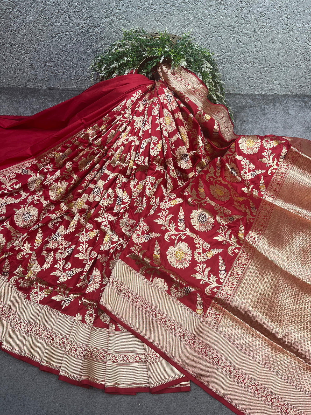 RED SILK PURE HANDLOOM BANARASI SAREE